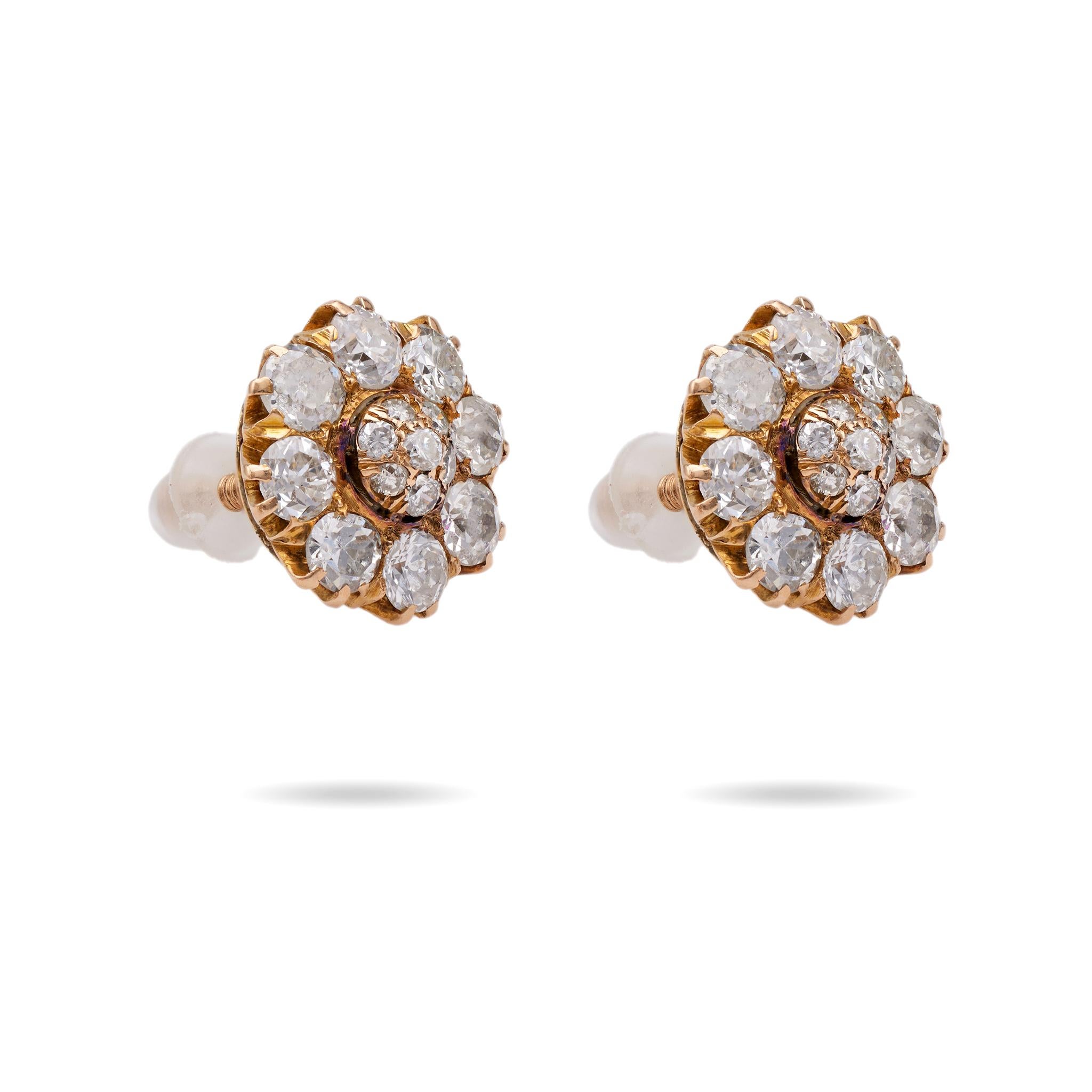 Pair of Edwardian Diamond 14k Yellow Gold Cluster Stud Earrings In Good Condition In Beverly Hills, CA