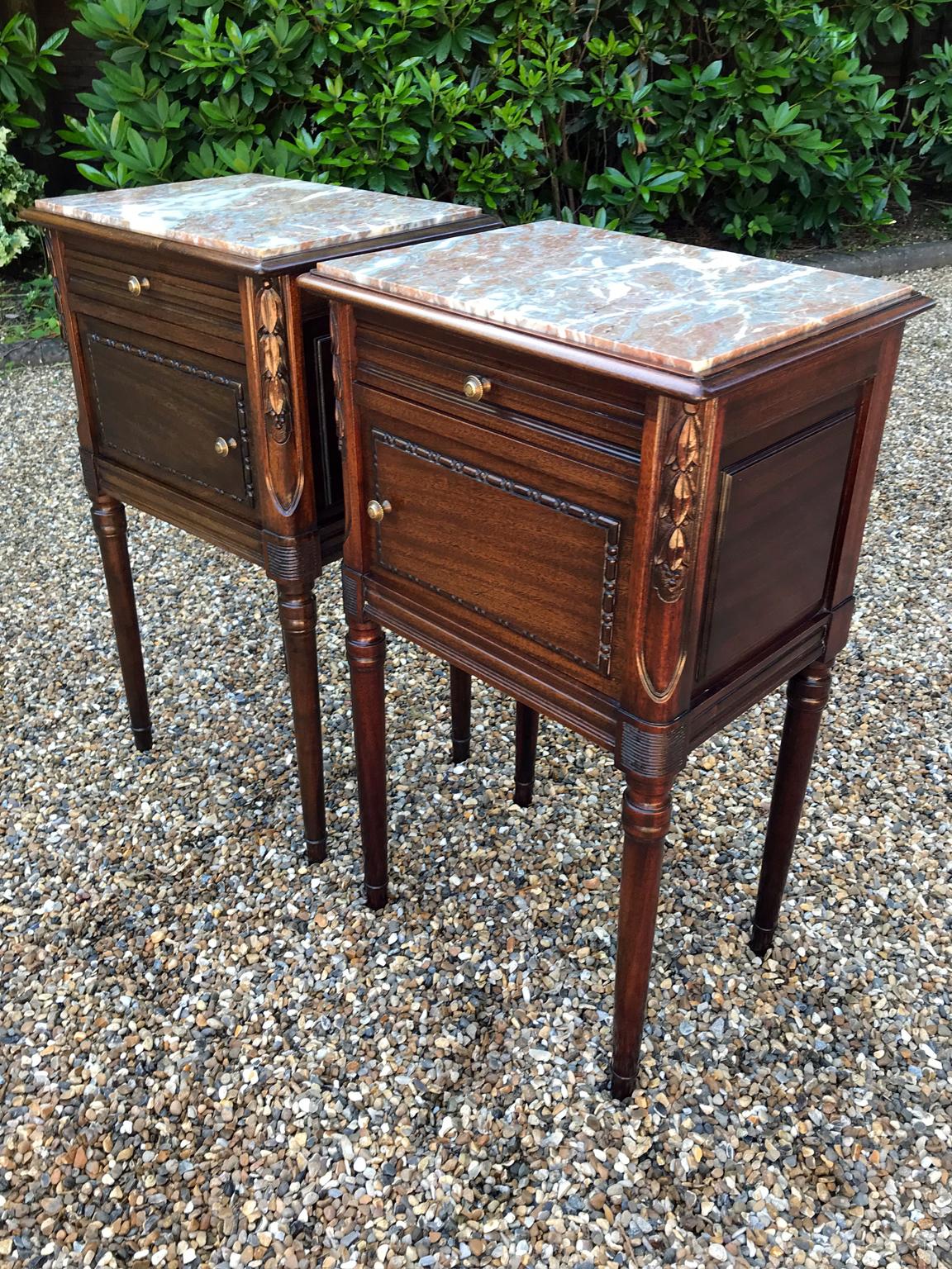 Hand-Carved Pair of Edwardian French Mahogany Bedside Tables