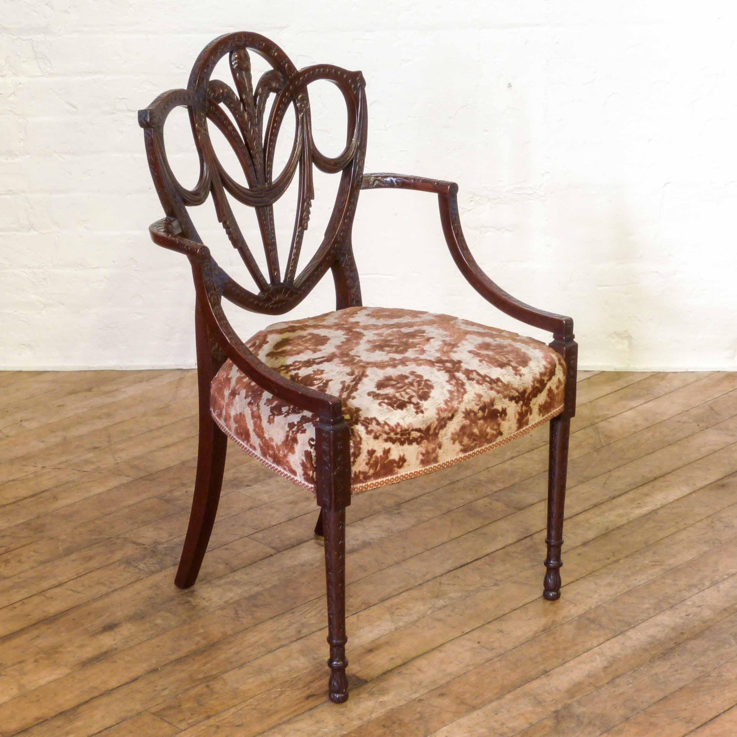 Paar edwardianische Mahagoni-Sessel im Hepplewhite-Stil im Zustand „Gut“ im Angebot in Manchester, GB
