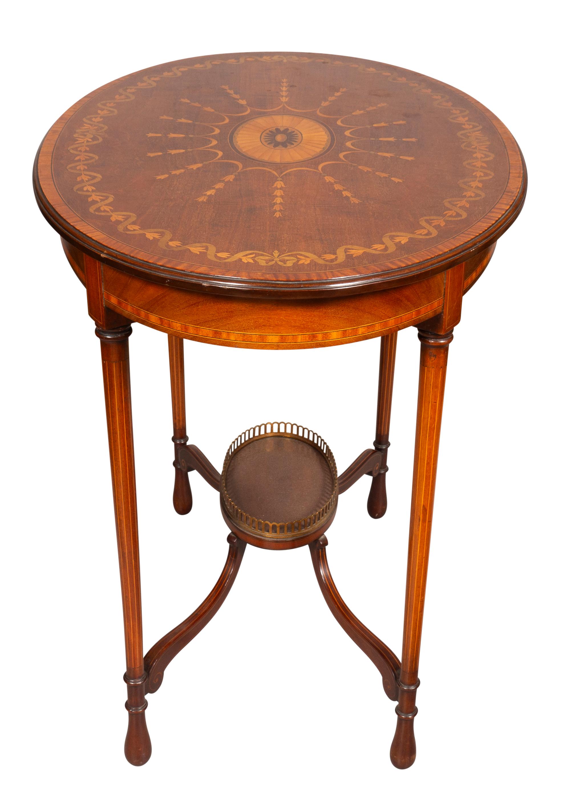 19th Century Pair Of Edwardian Mahogany And Inlaid End Tables For Sale