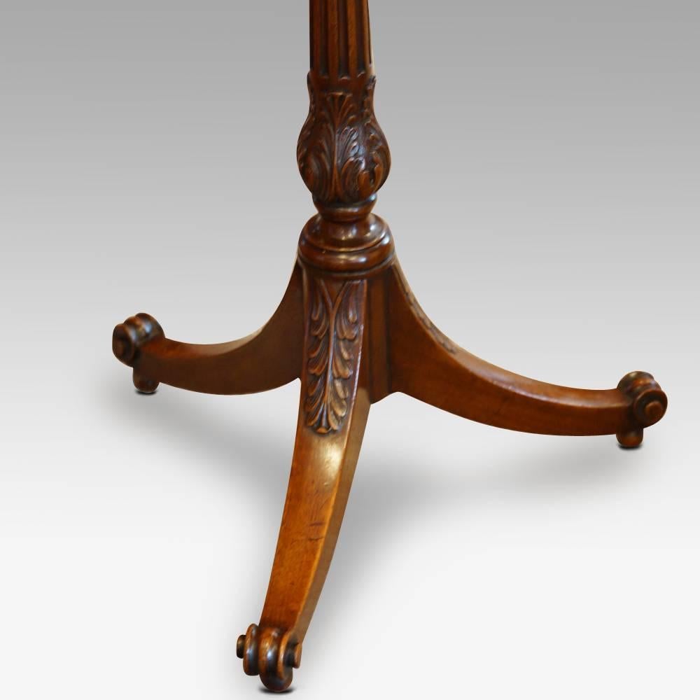 Pair of Edwardian mahogany wine tables
This pair of Edwardian mahogany wine tables
Matching pairs of wine tables are very difficult to find, especially of the elegance and quality of these.
The shaped pie crust tops, that are supported by carved