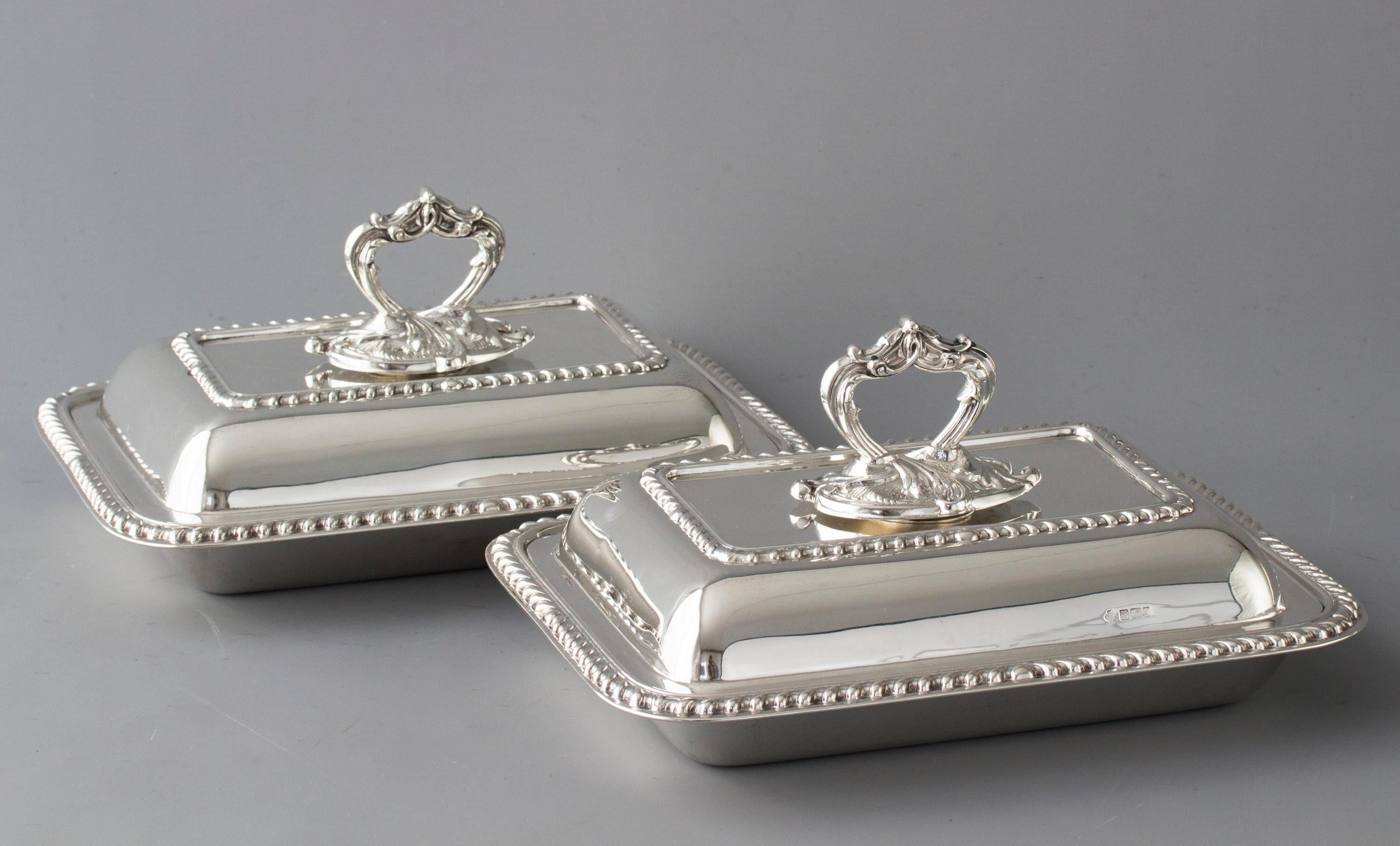 Victorian Pair of Edwardian Silver Entree Dishes Sheffield, 1902