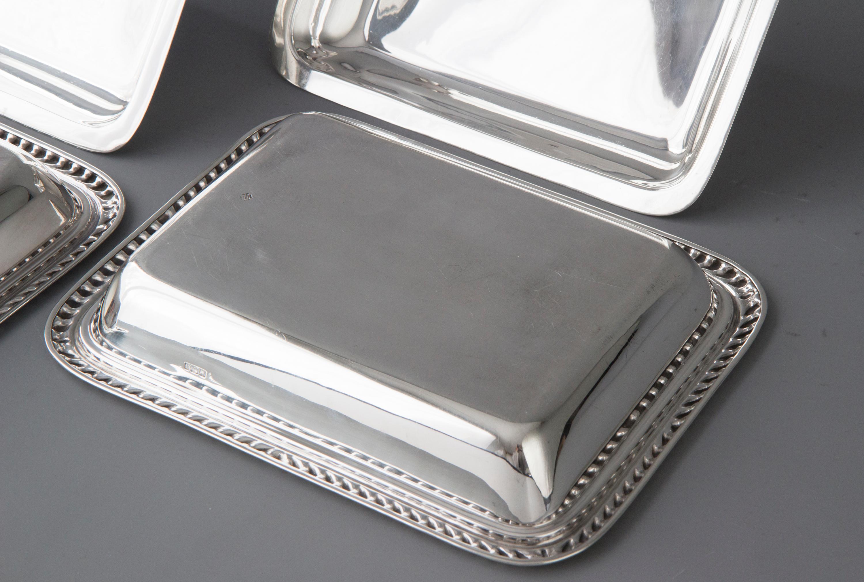 Pair of Edwardian Silver Entree Dishes Sheffield, 1902 2