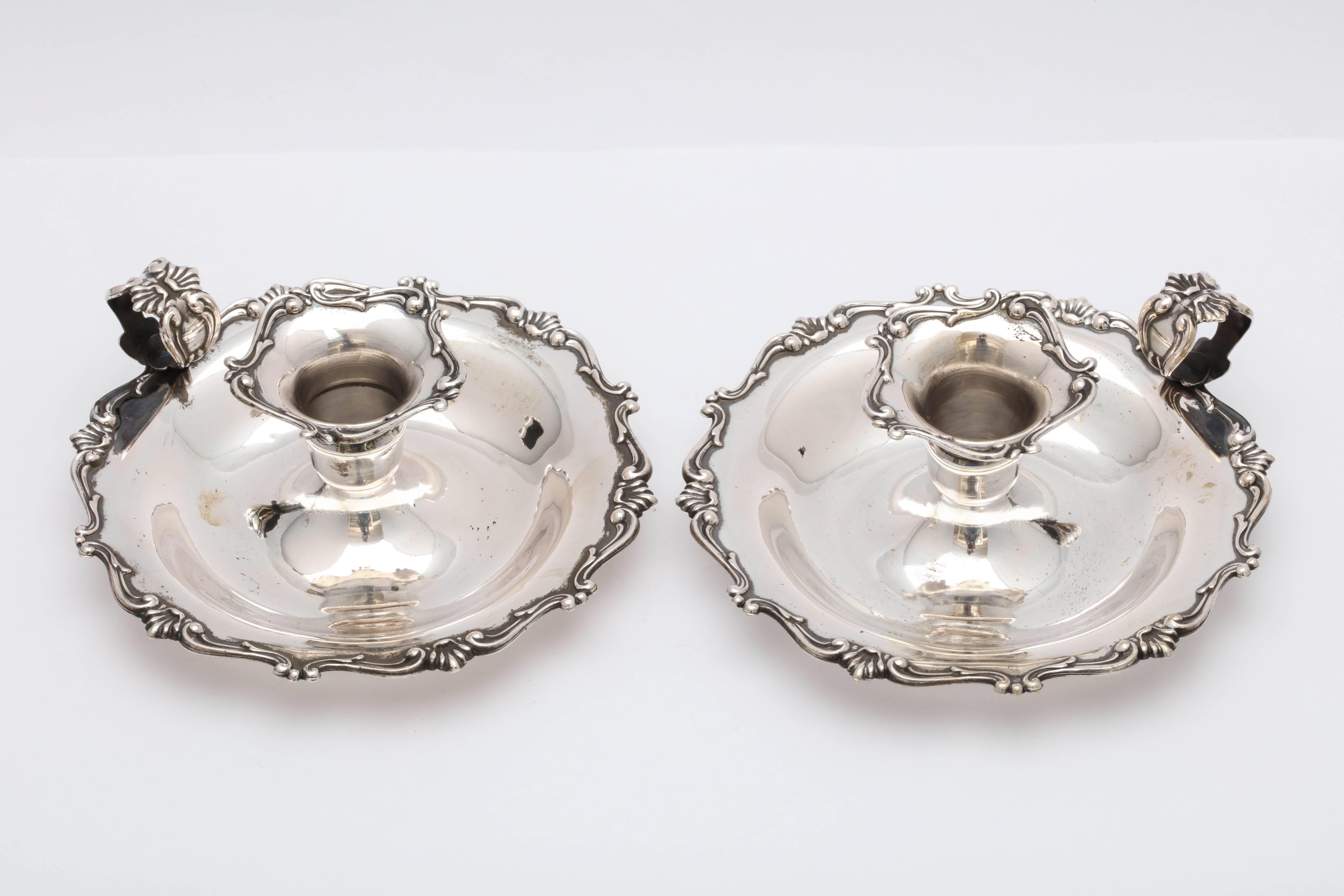Pair of Edwardian Style Continental Silver '.800' Chamber Sticks In Excellent Condition In New York, NY
