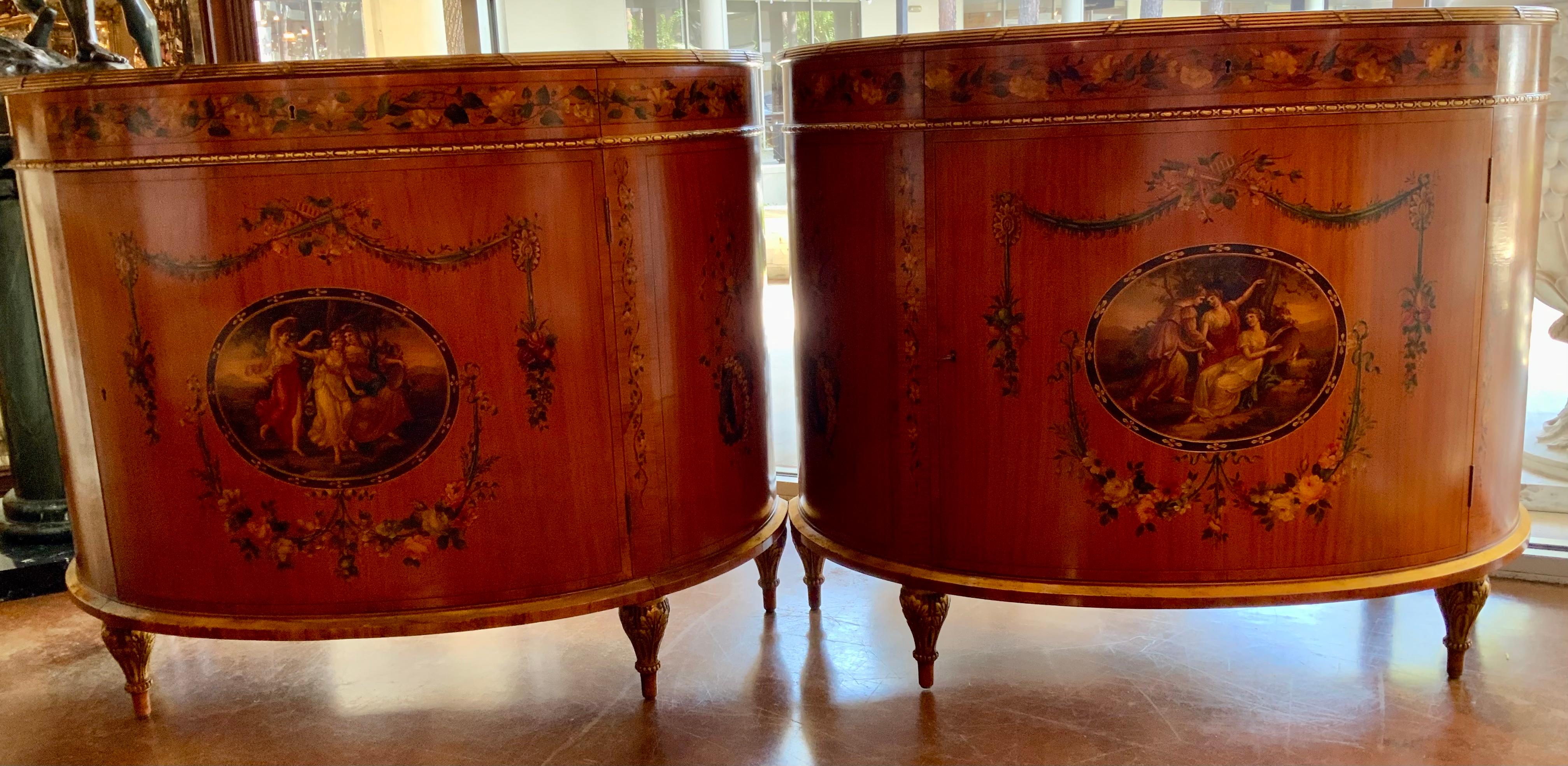 20th Century Pair of Edwardian-Style Demi-Lune cabinets in satinwood For Sale