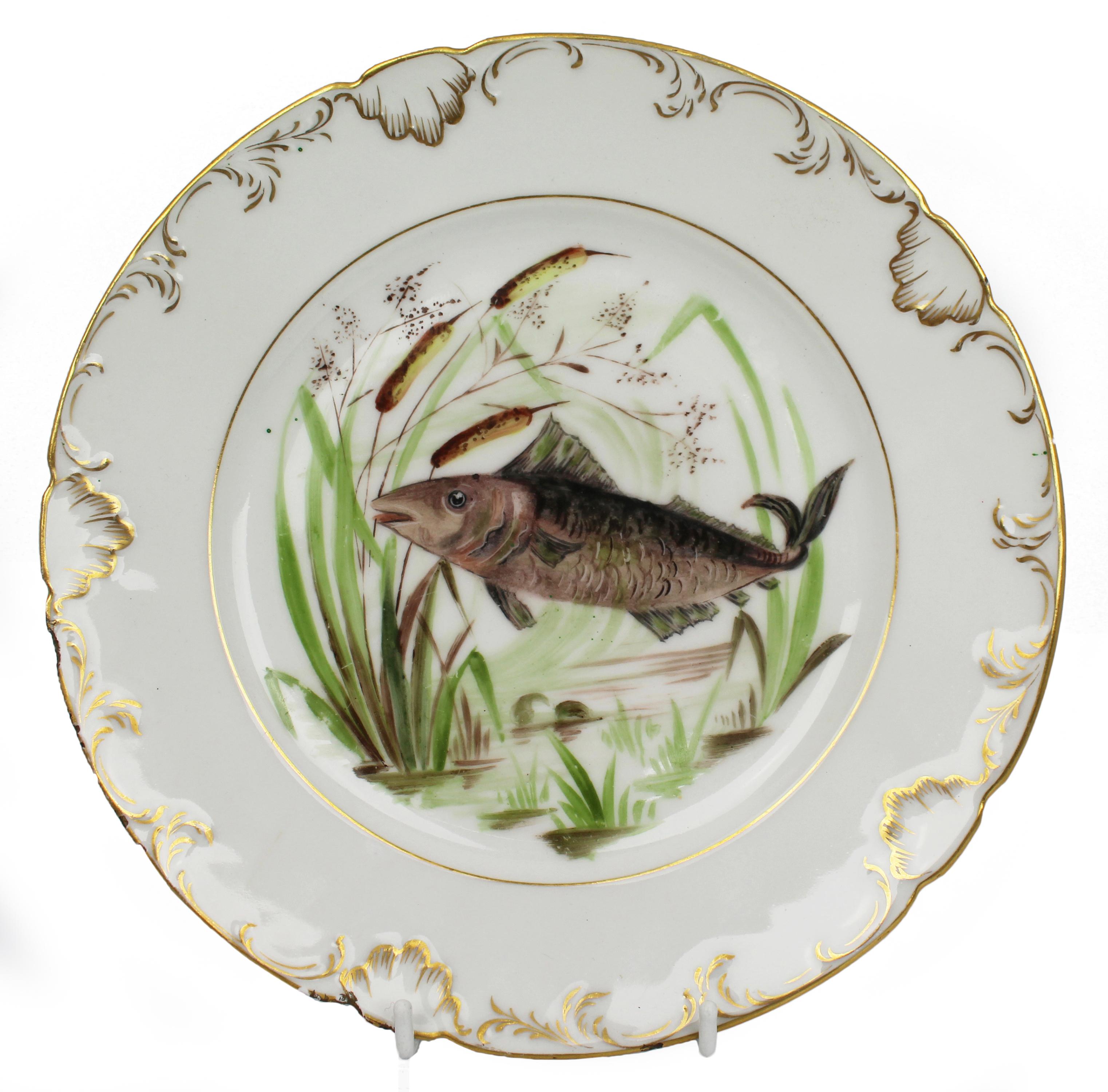 Hand-Painted Pair of Edwardian Wolly Fowkes Worcester Hand Painted Plates For Sale