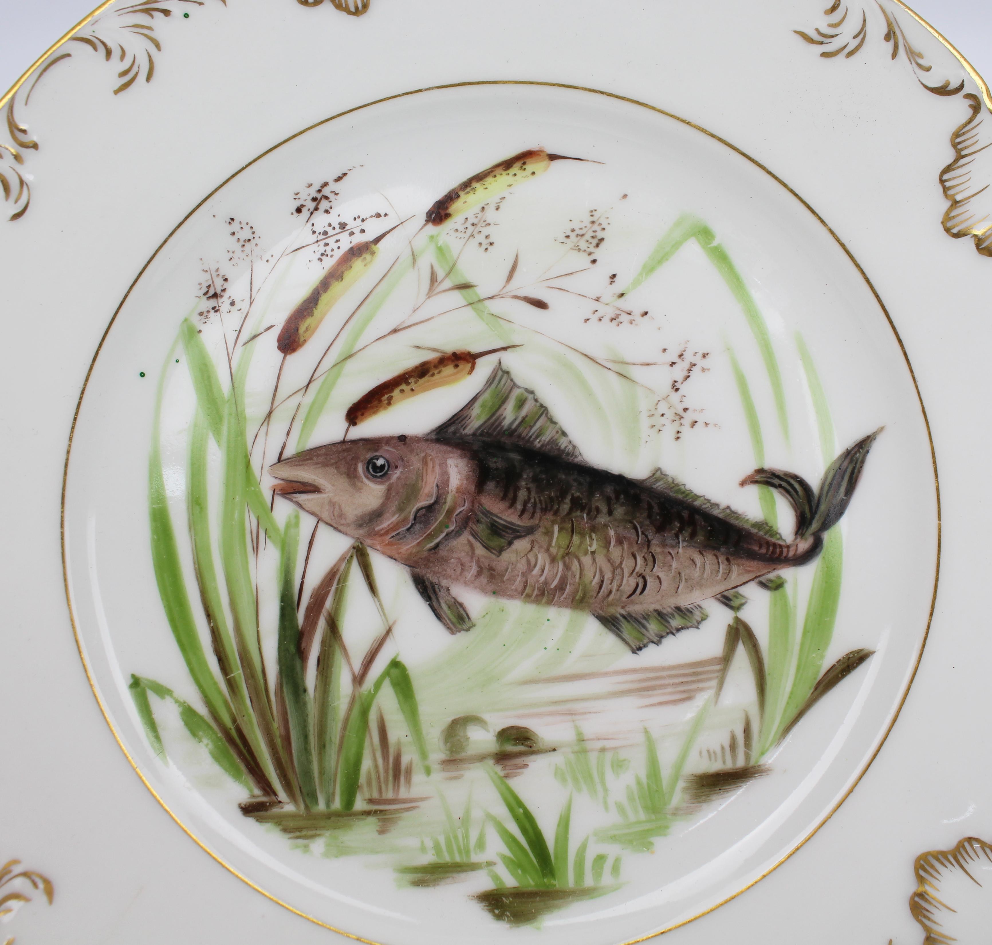 20th Century Pair of Edwardian Wolly Fowkes Worcester Hand Painted Plates For Sale
