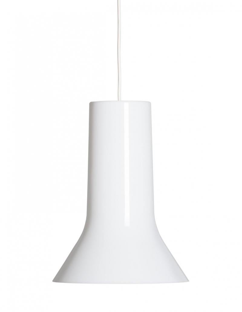 Scandinavian Modern Pair of Eero Aarnio 'Vaasi' Pendants in White for Innolux Oy For Sale