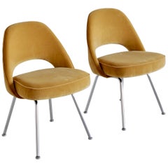 Vintage Pair of Eero Saarinen Conference Chairs, Knoll International