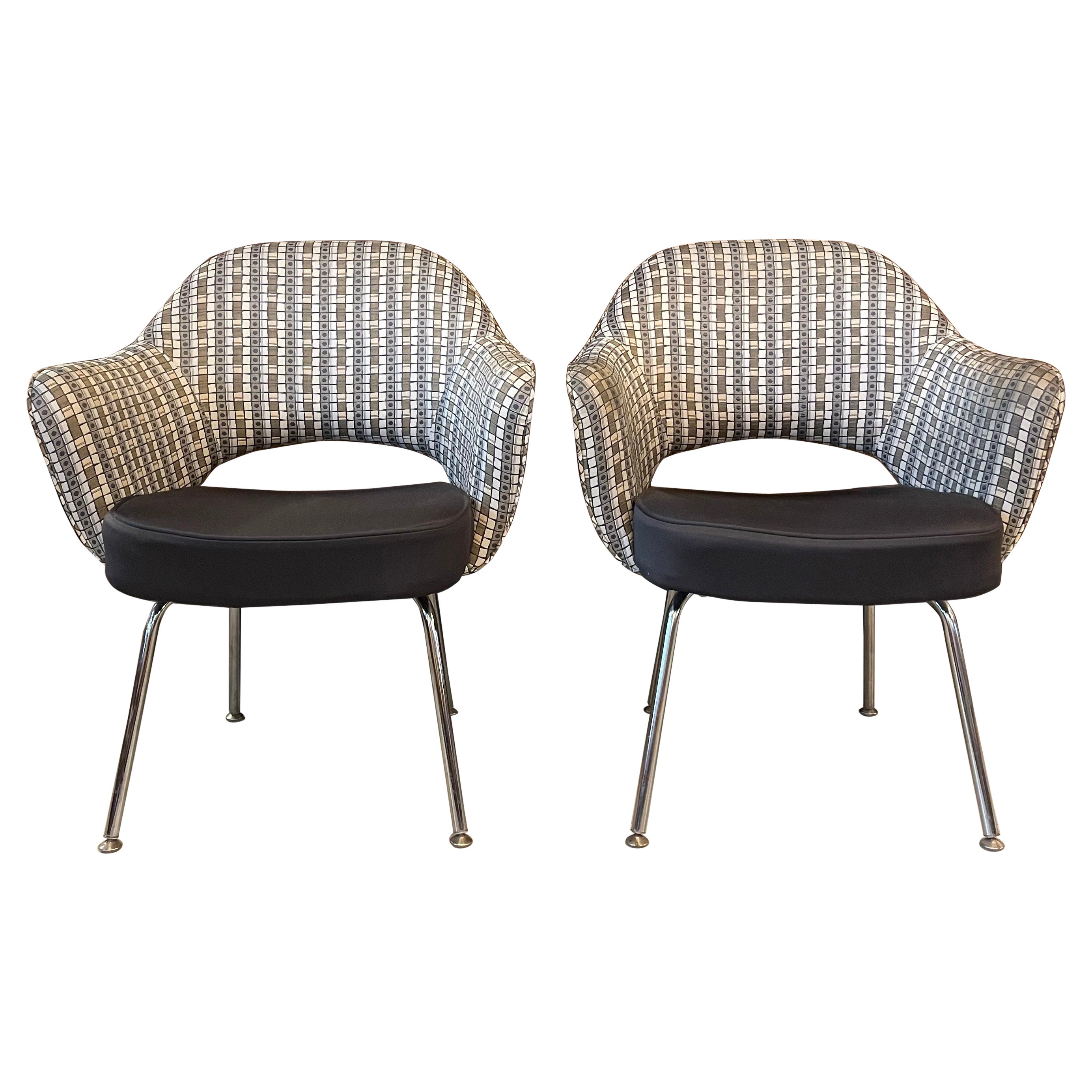 Pareja de sillones ejecutivos Eero Saarinen para Knoll