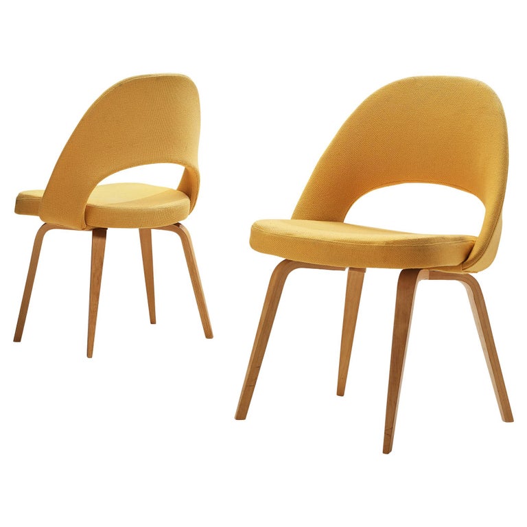 Pair of Eero Saarinen for Knoll International Dining Chairs For Sale