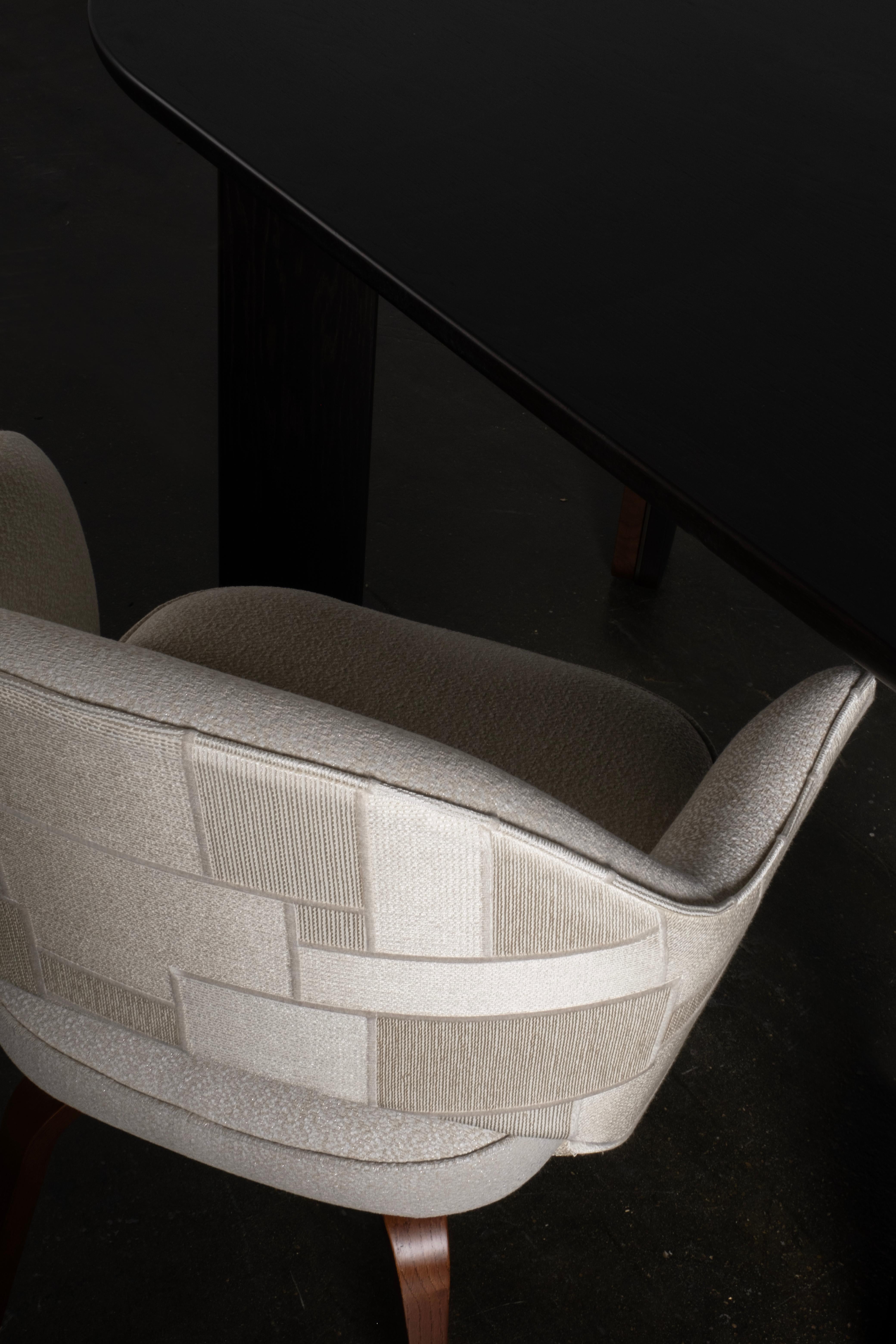 Pair of Eero Saarinen Knoll Executive Armchairs Full Restoration by Greenapple For Sale 2