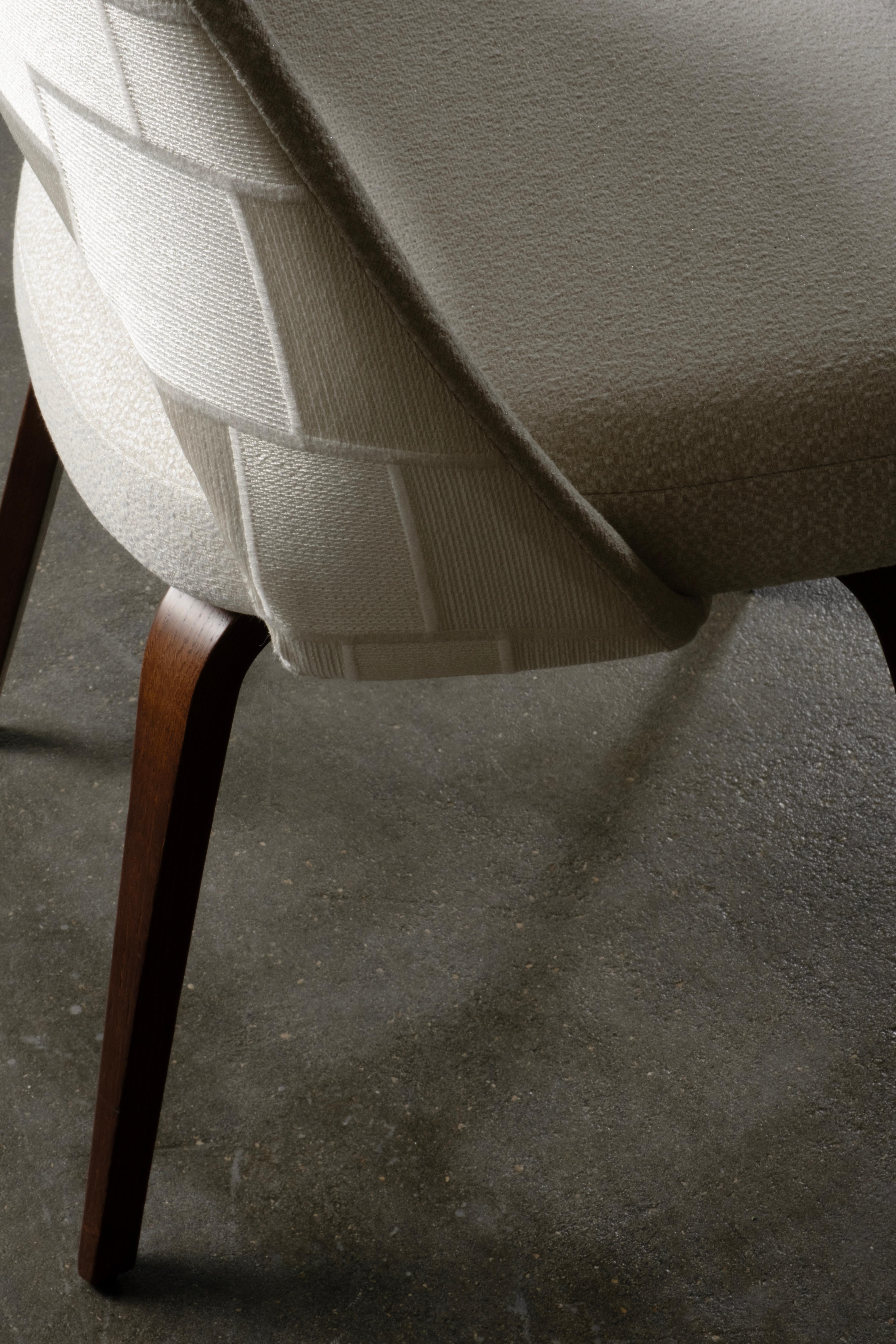 Fin du 20e siècle Paire de chaises de direction Eero Saarinen Knoll restaurée entièrement par Greenapple en vente