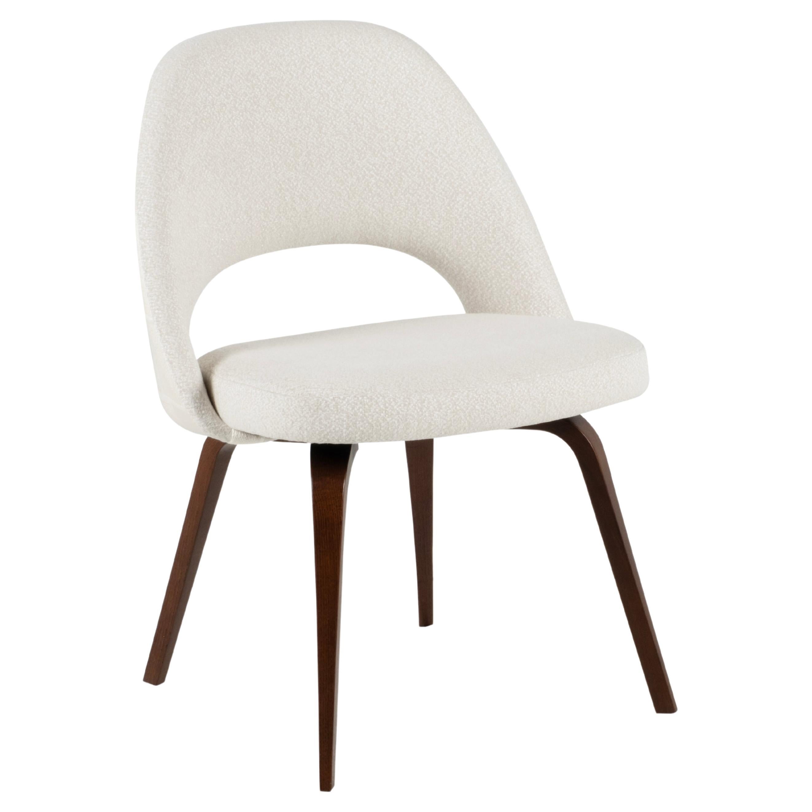 Paire de chaises de direction Eero Saarinen Knoll restaurée entièrement par Greenapple en vente