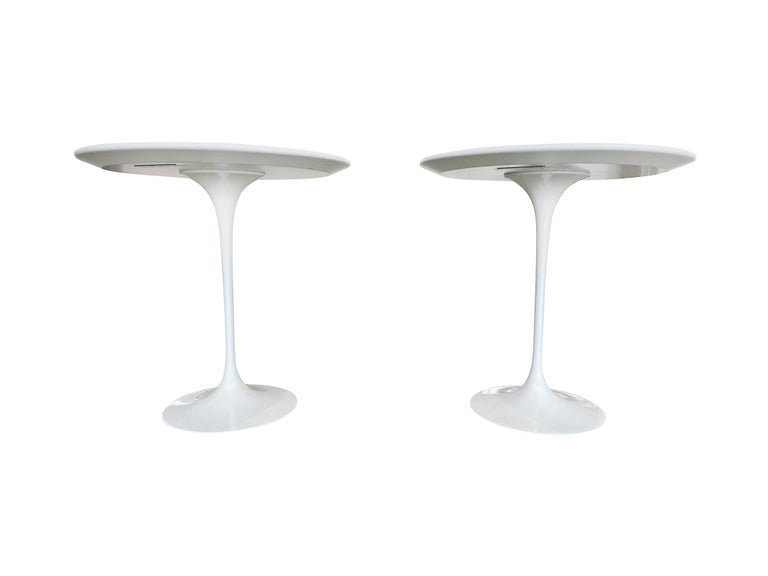 20th Century Pair of Eero Saarinen Tulip Side Tables for Knoll For Sale