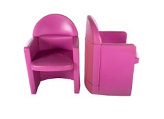 Pair of EGO Meeting chairs in Hot Pink Leather by Poltrona Frau Italy