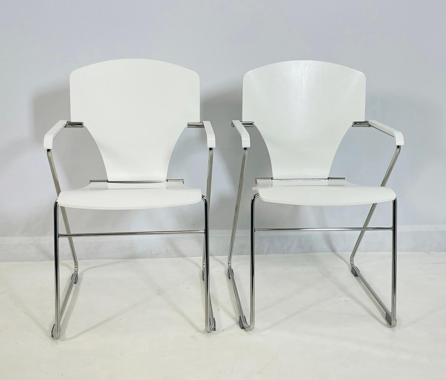 Paar Egoa-Sessel von Josep Mora für STUA, Spanien, 2008 (Spanisch) im Angebot
