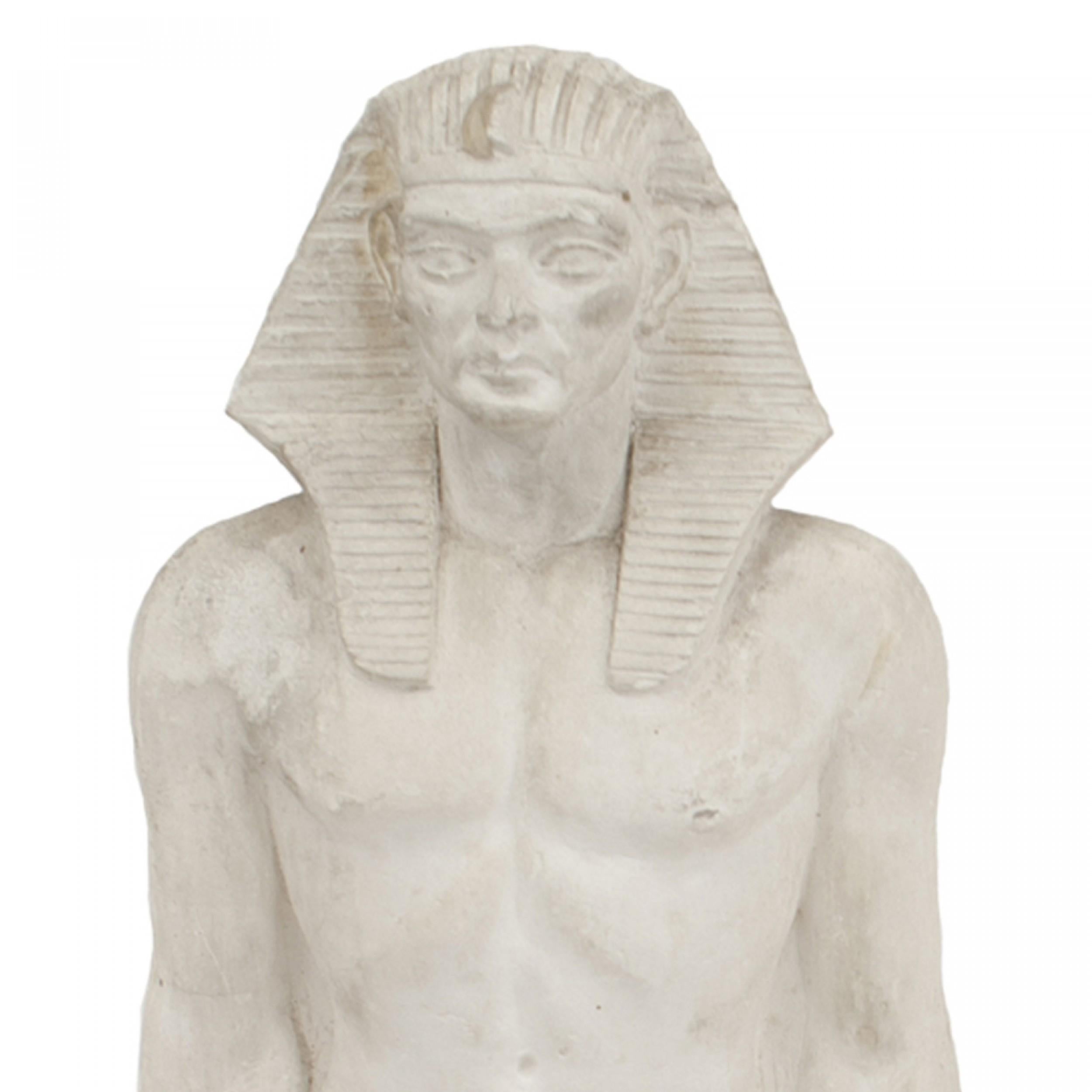 Fatto a mano Coppia di figure classiche in gesso egiziano in vendita
