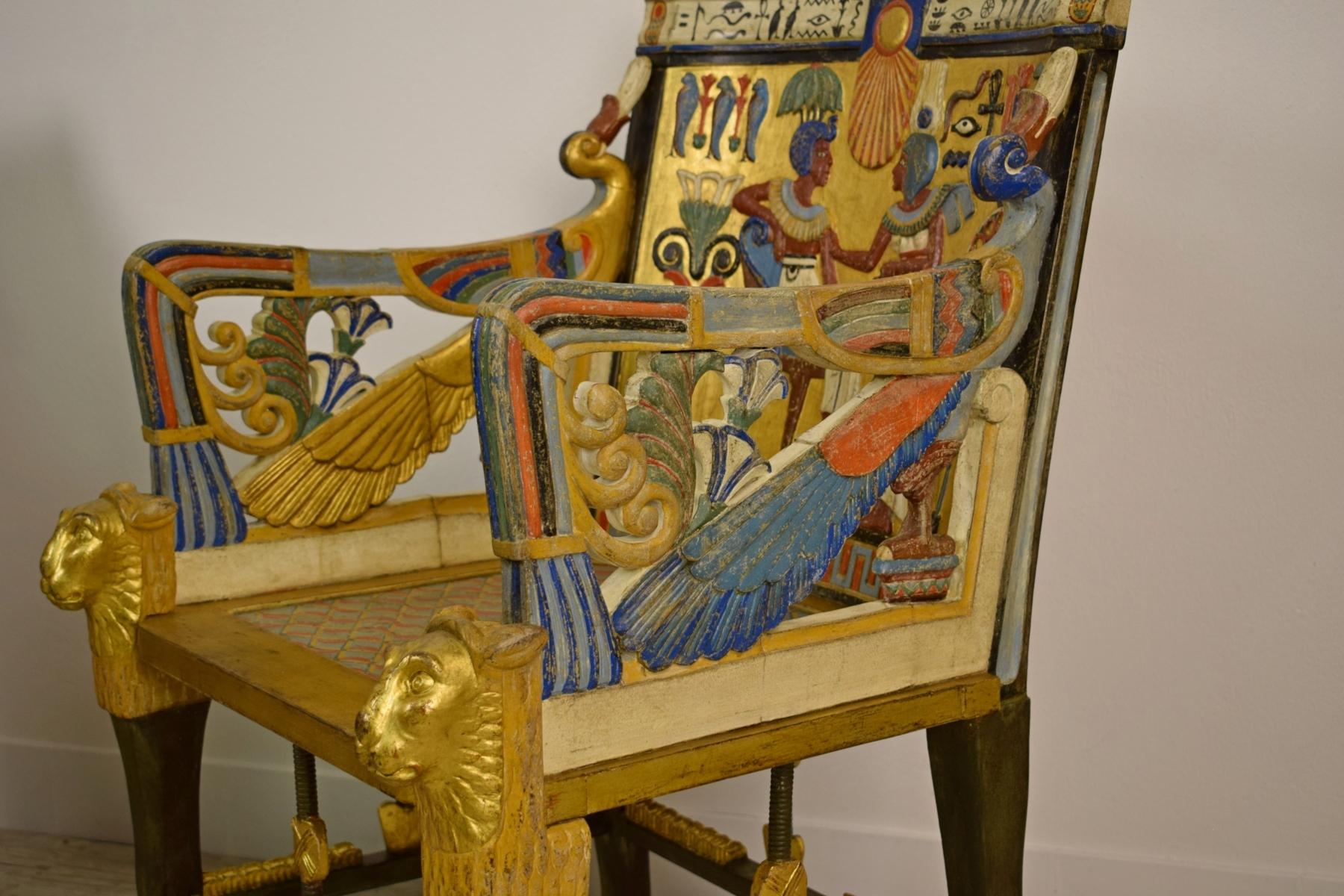 English 20th Century, Pair of Lacquered Giltwood Armchairs in Egyptian Revival Style For Sale