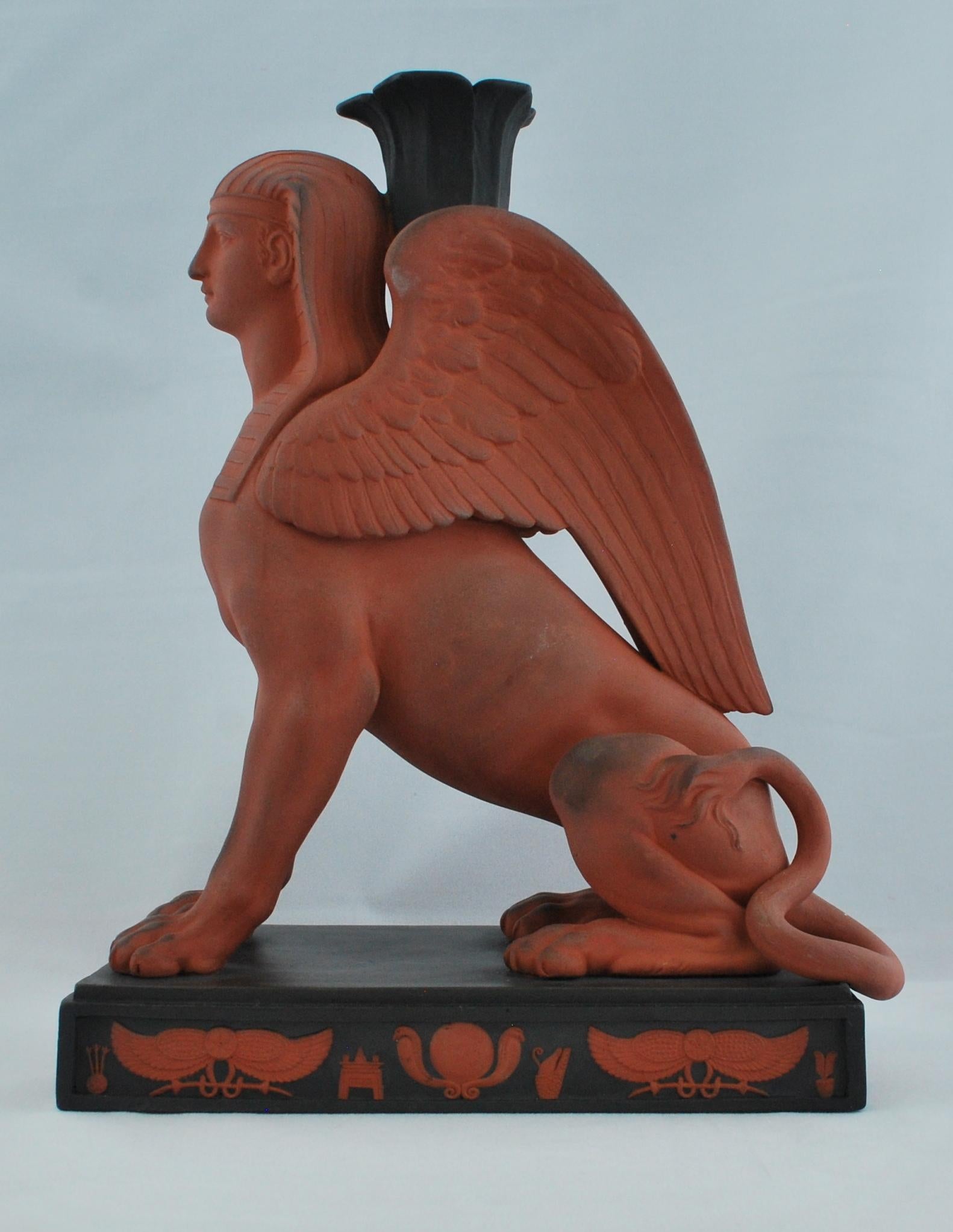 Egyptian Revival Pair of Egyptian Sphinxes in Rosso with Black, Wedgwood, circa 1820 For Sale