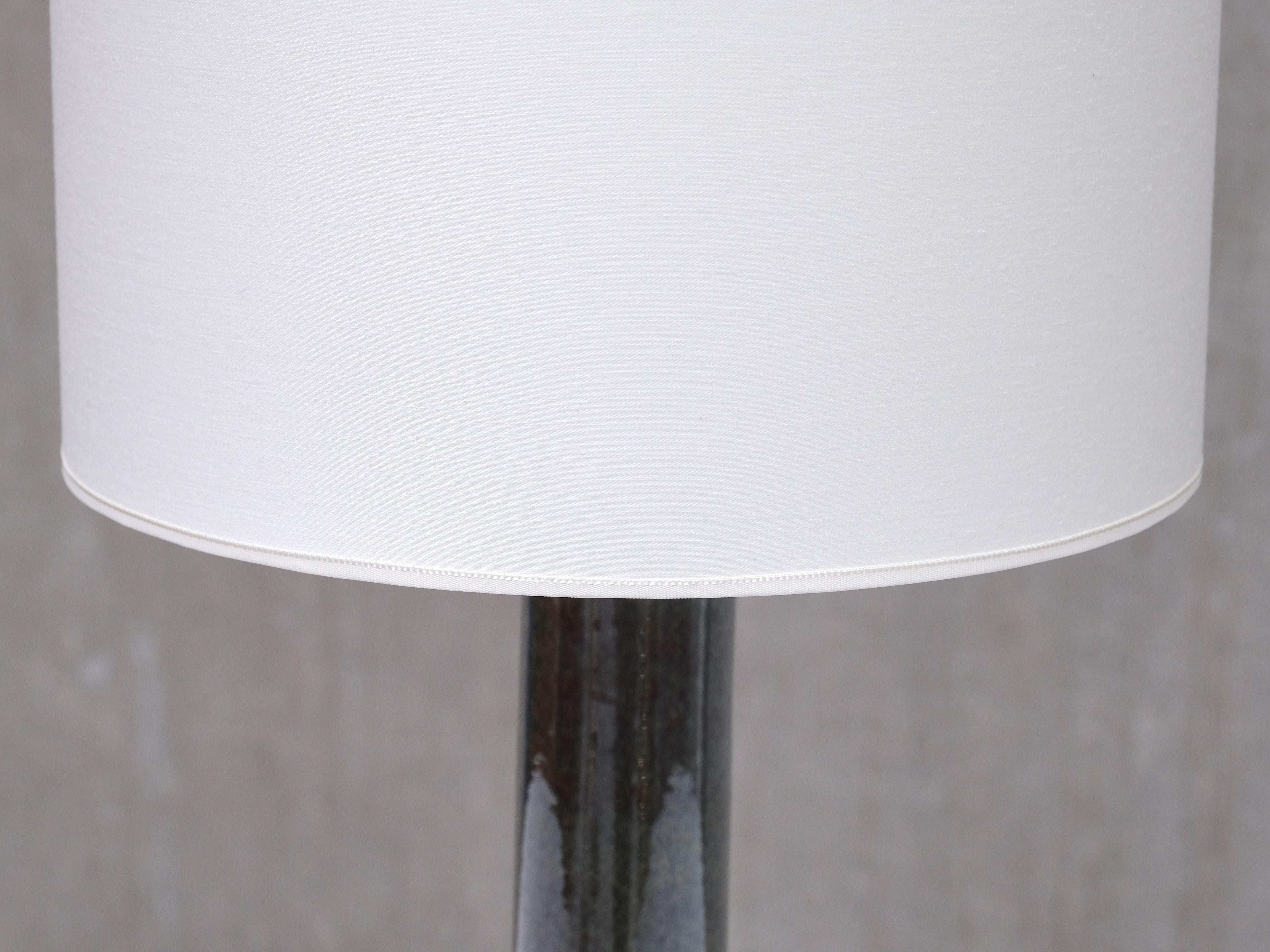 Pair of Einar Johansen Table Lamps in Glazed Stoneware, Søholm, Denmark, 1960s (Mitte des 20. Jahrhunderts) im Angebot