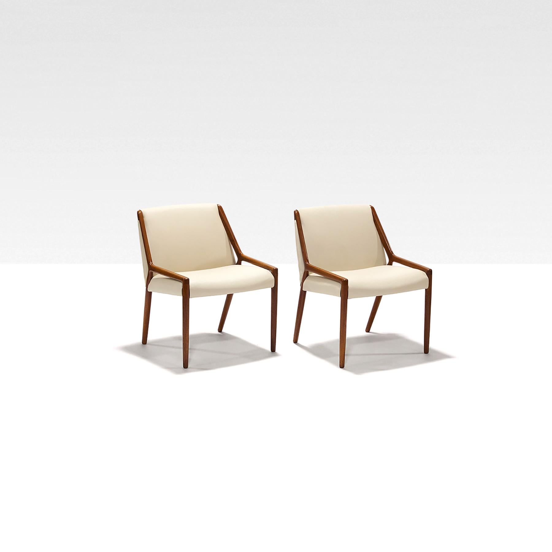 Scandinave moderne Paire de chaises Ejner Larsen et Aksel Bender Madsen pour Willy Beck, 1951 en vente