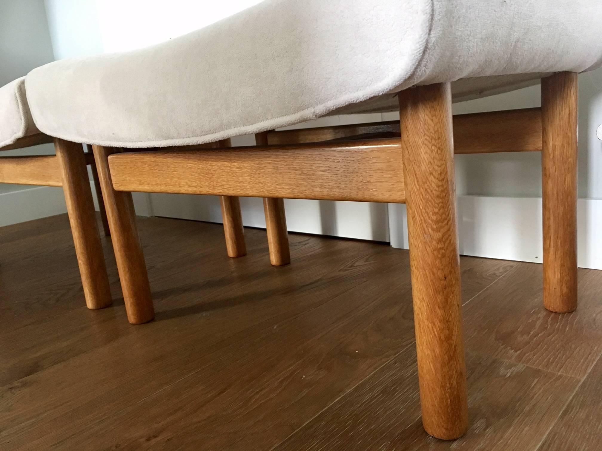 20th Century Pair of Scandinavian Modern Oak Stools Produced by Willy Beck For Sale