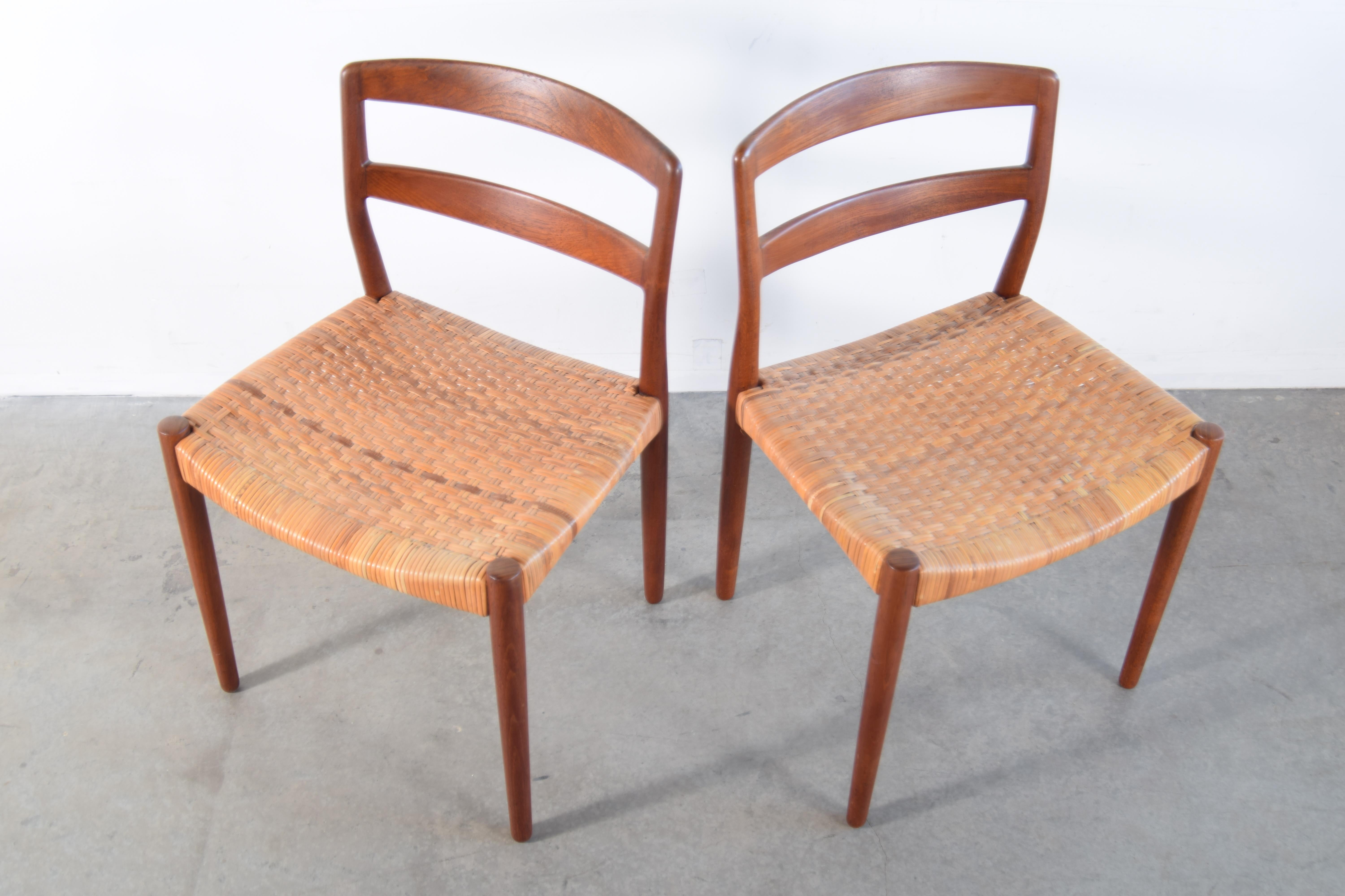 20th Century Pair of Ejner Larsen and Aksel Bender Madsen Teak and Cane Chairs For Sale
