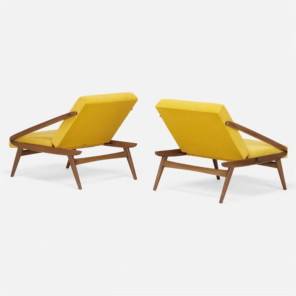 Italian Pair of Ejvind A. Johansson Adjustable Lounge Chairs For Sale