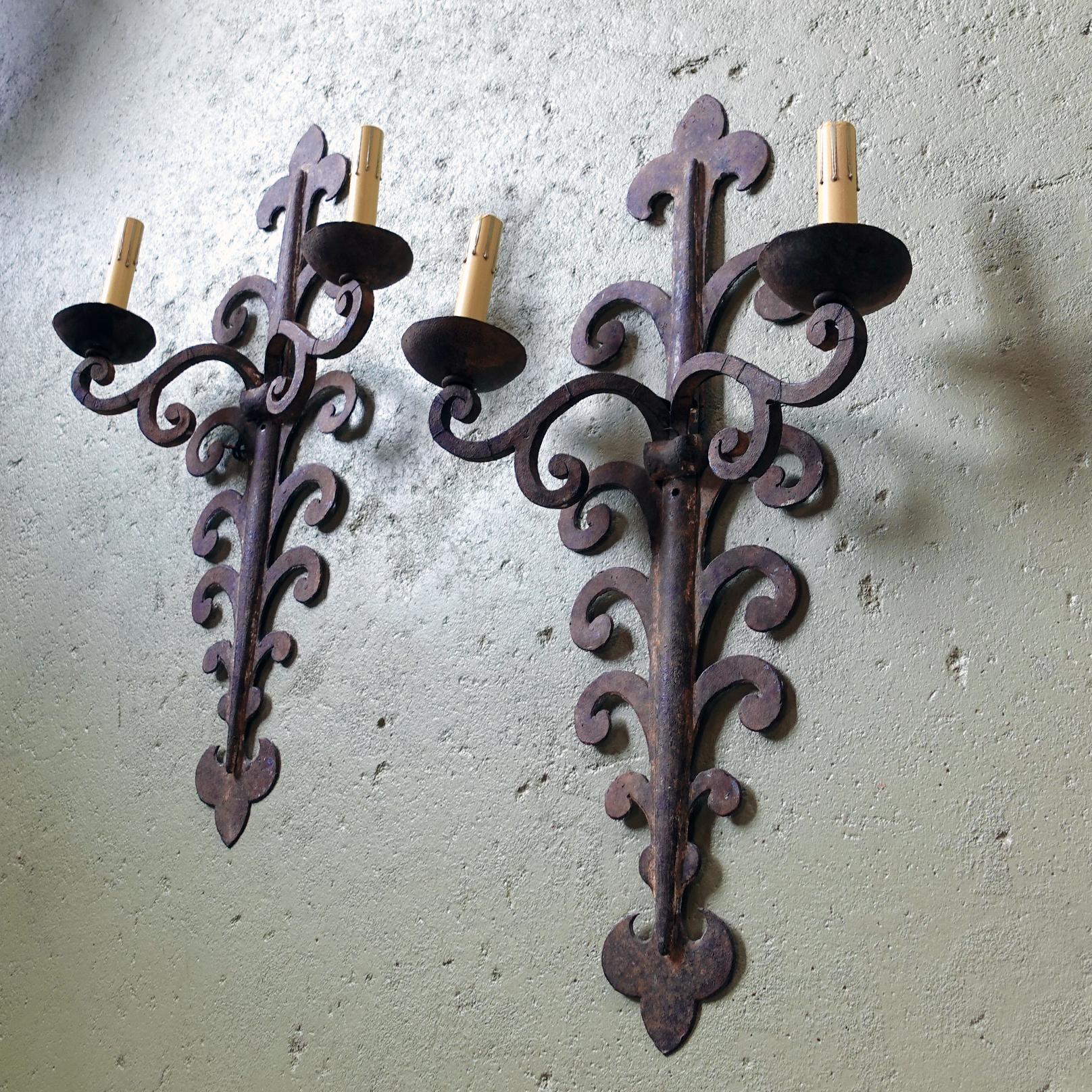 18th Century Pair of Electrified 18th century Wrought Iron European Wall Sconces For Sale