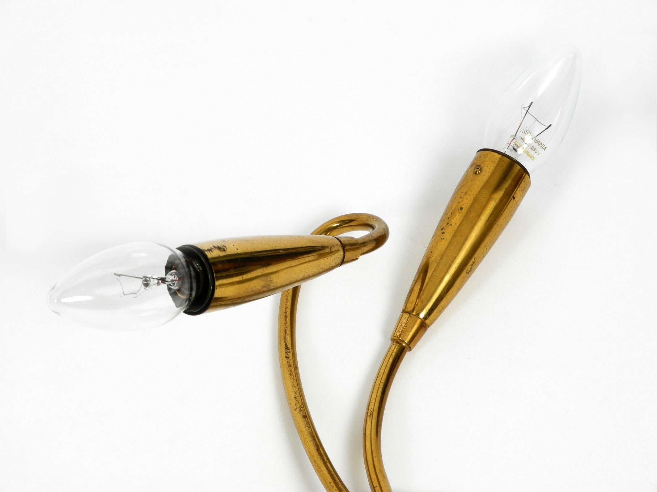 Pair of Elegant 2-Arm Midcentury Brass Sconces In Good Condition For Sale In München, DE