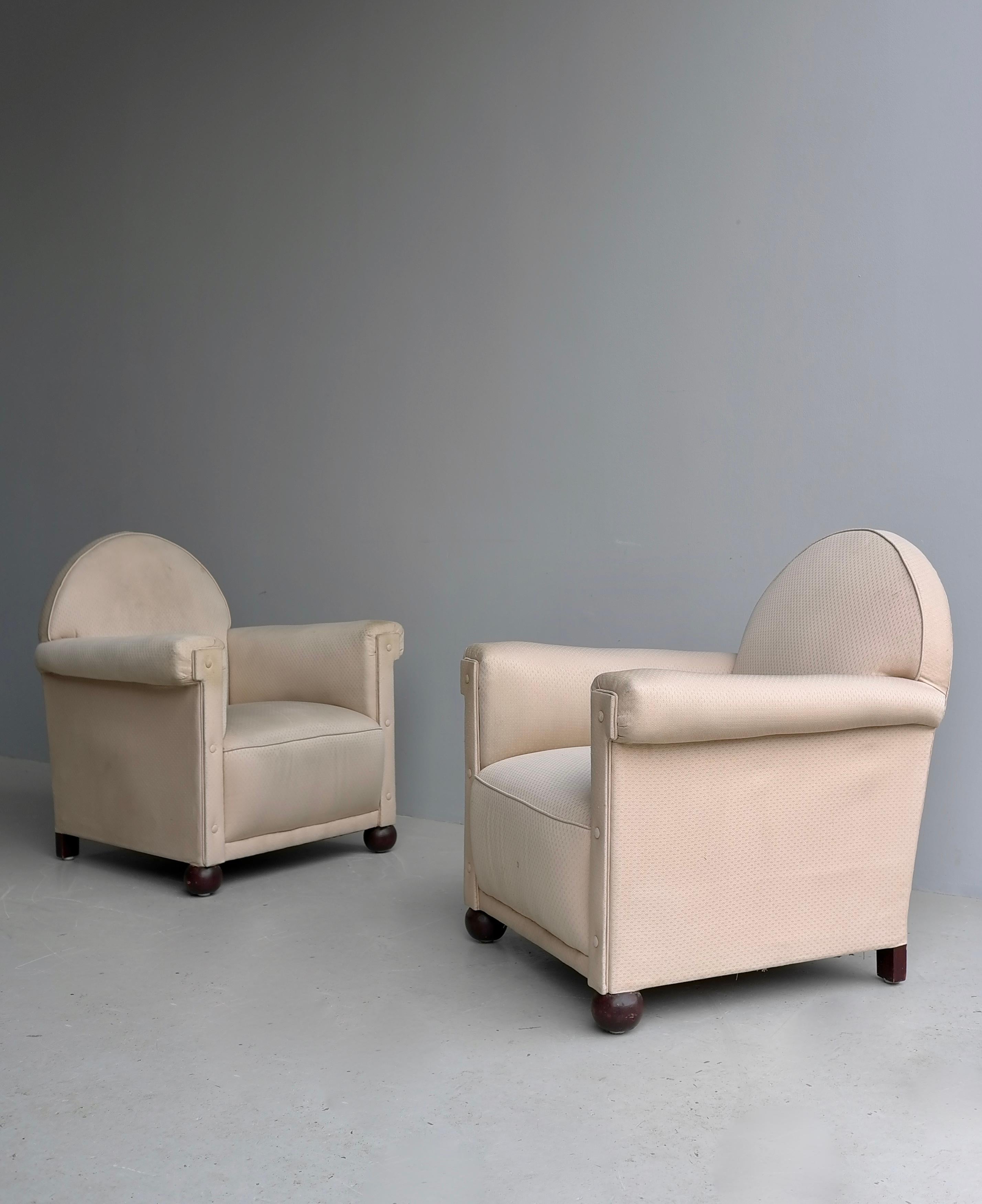 Pair of Elegant Art Deco Club Armchairs, France 1930's In Good Condition In Den Haag, NL