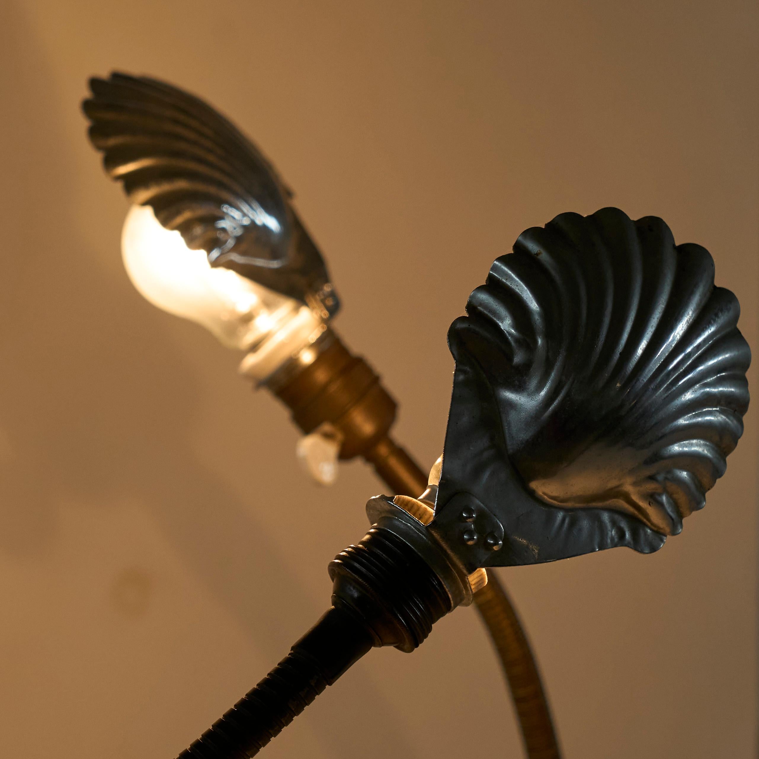 Belgian Pair of Elegant Art Deco Shell Shade Table Lamps Belgium 1930s For Sale