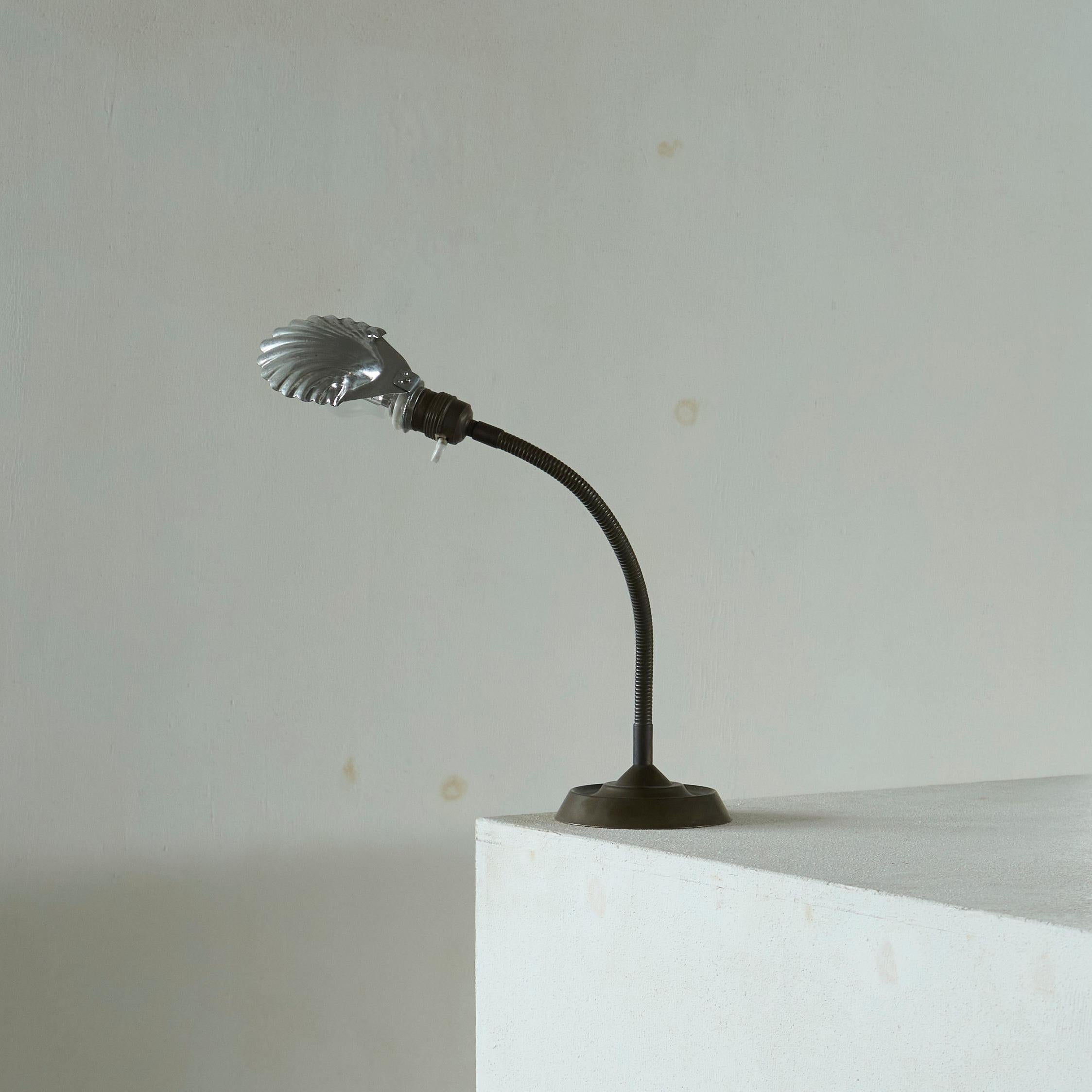 Metal Pair of Elegant Art Deco Shell Shade Table Lamps Belgium 1930s For Sale