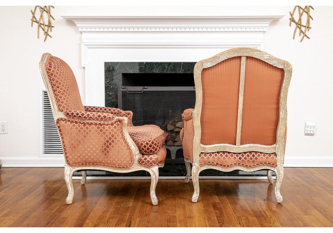 Pair of Elegant Custom Upholstered Bergeres In Good Condition For Sale In Bridgeport, CT