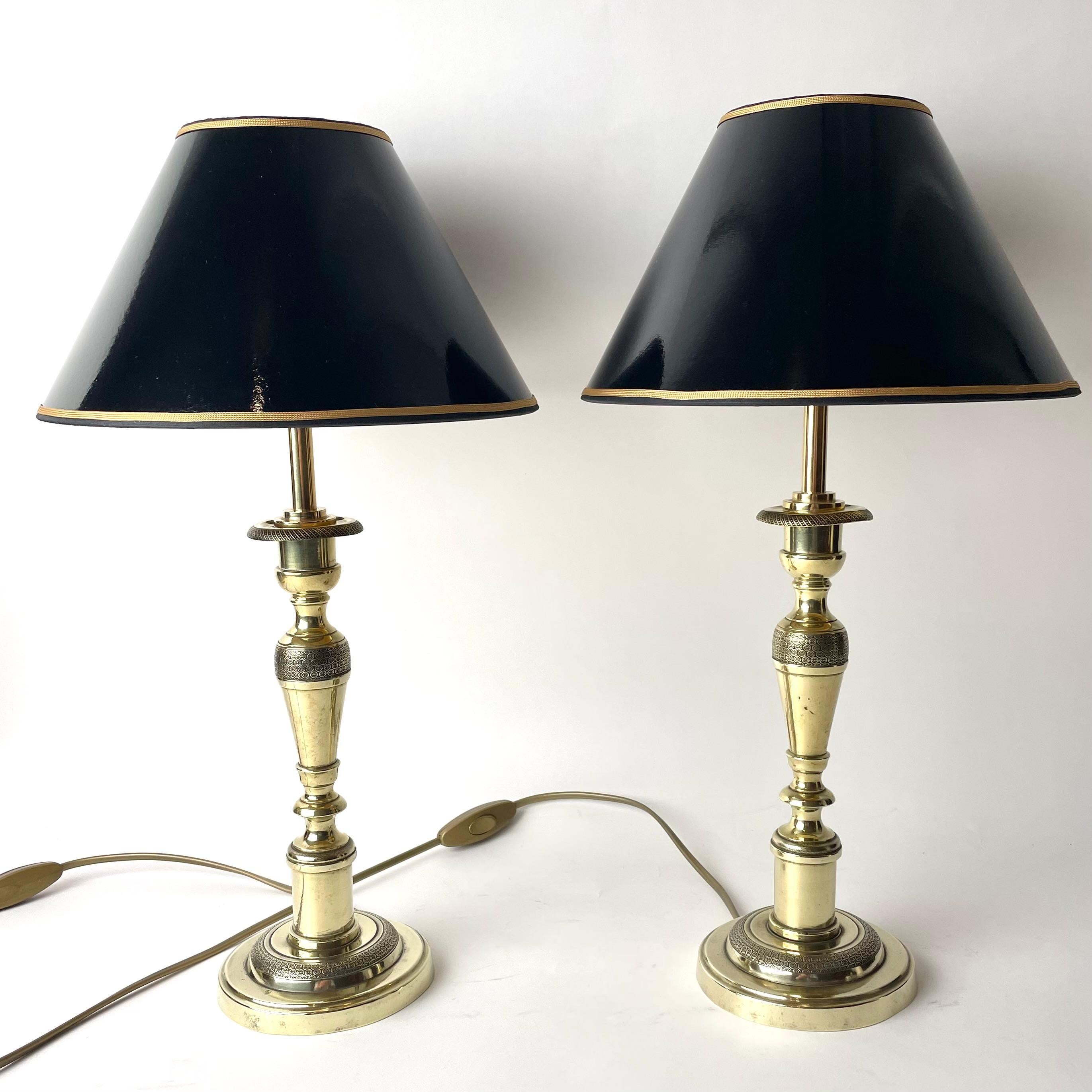 French Pair of Elegant Empire Table Lamps in Brass, Early 19th Century