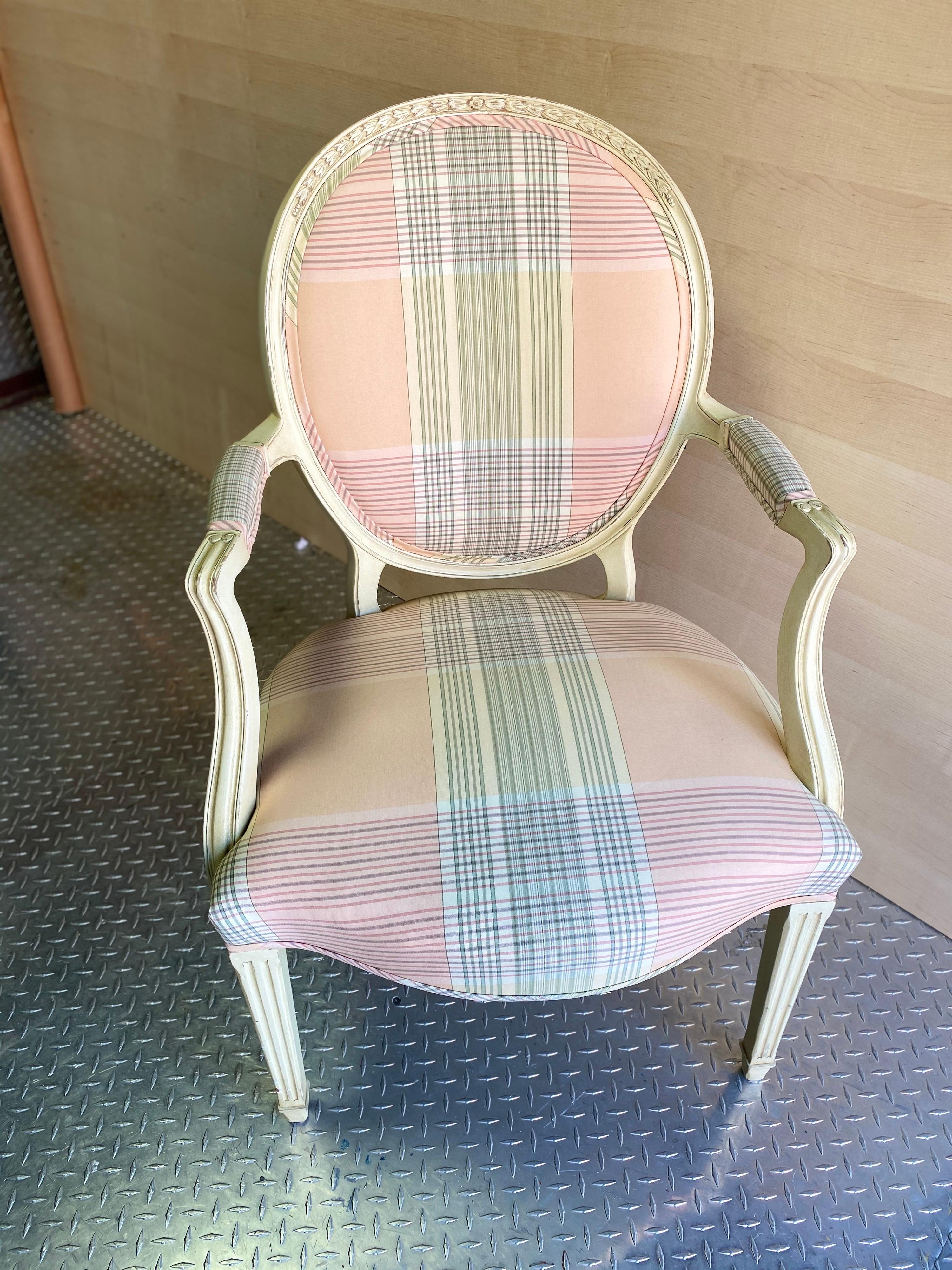 Chic Pair of Elegant Fine French Fauteuils in soft pink & mint upholstery   For Sale 4