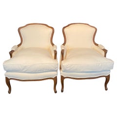 Pair of Elegant French Walnut Louis XV Bergere Chairs