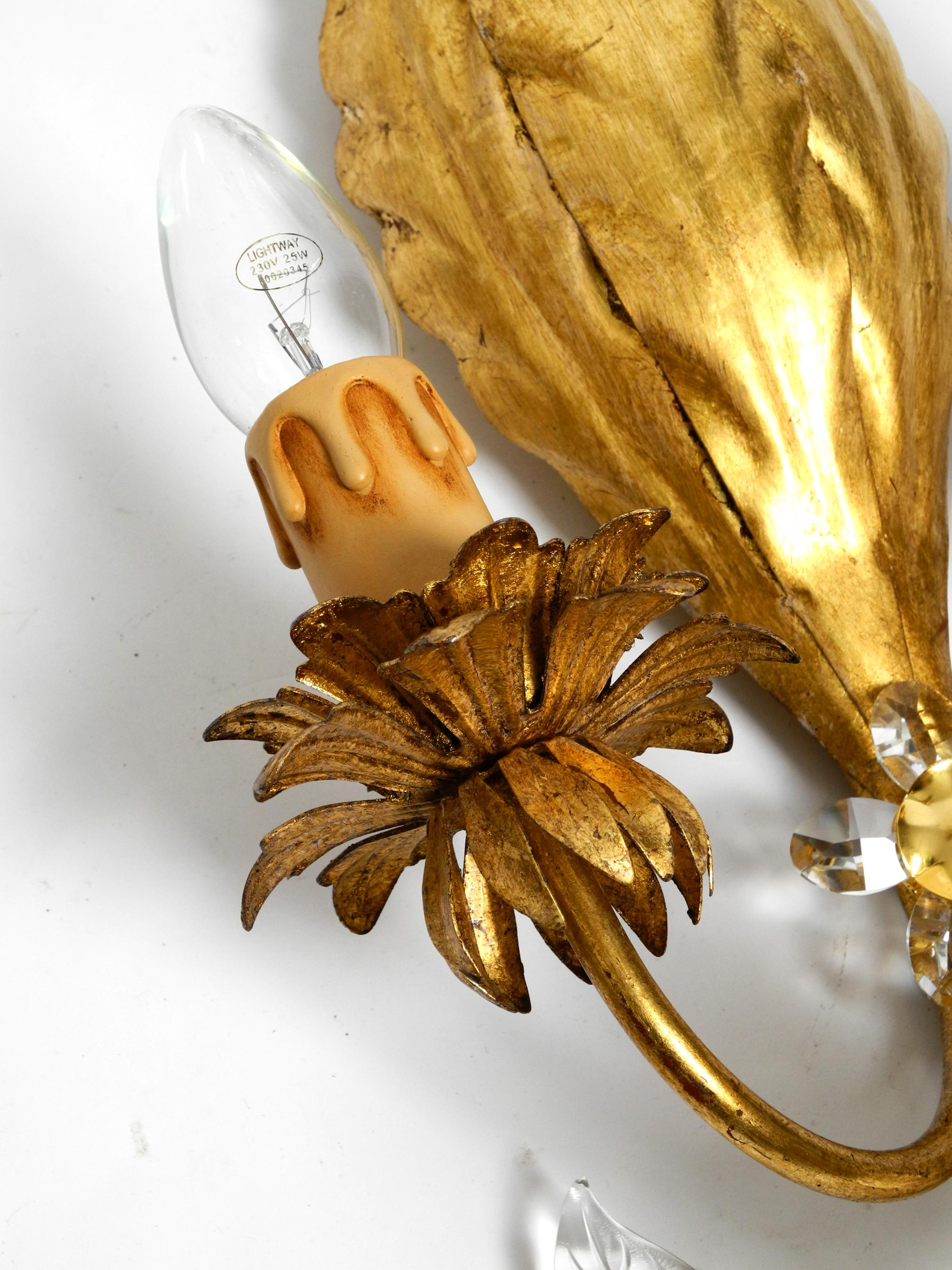 Pair of Elegant Gold Plated Italian 1980s Floral Regency Murano Glass Sconces For Sale 8