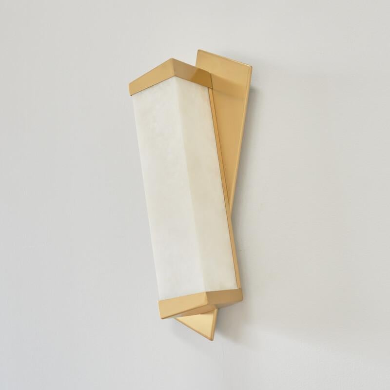 Mid-Century moderno Pair of Elegant Italian Bespoke wall sconce 