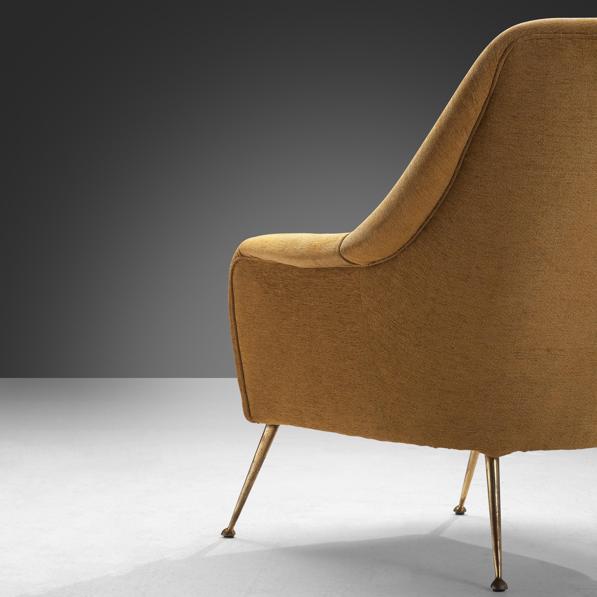 Mid-Century Modern Pair of Elegant Italian Lounge Chairs in Brass and Beige Camel Upholstery  For Sale
