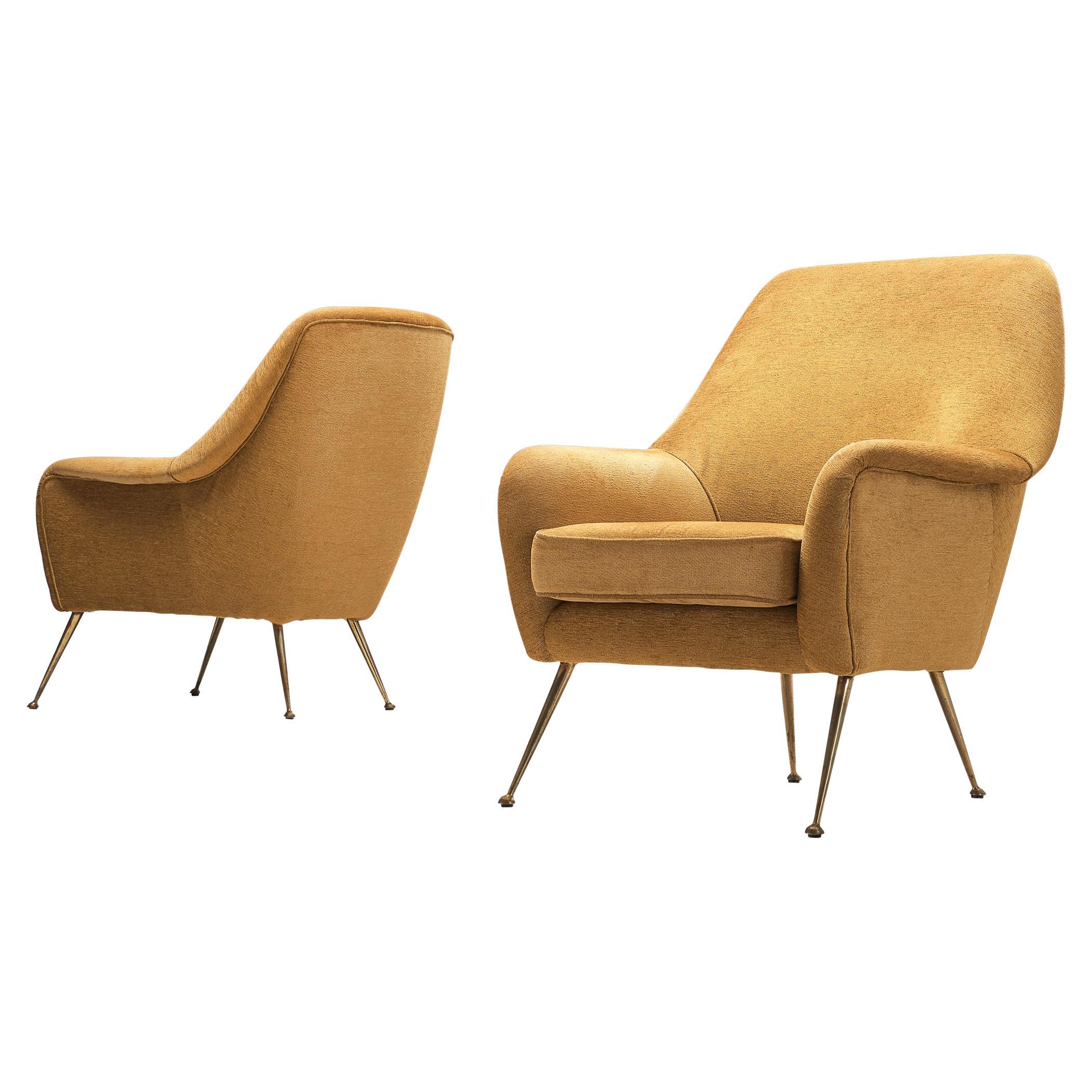 Pair of Elegant Italian Lounge Chairs in Brass and Beige Camel Upholstery  For Sale