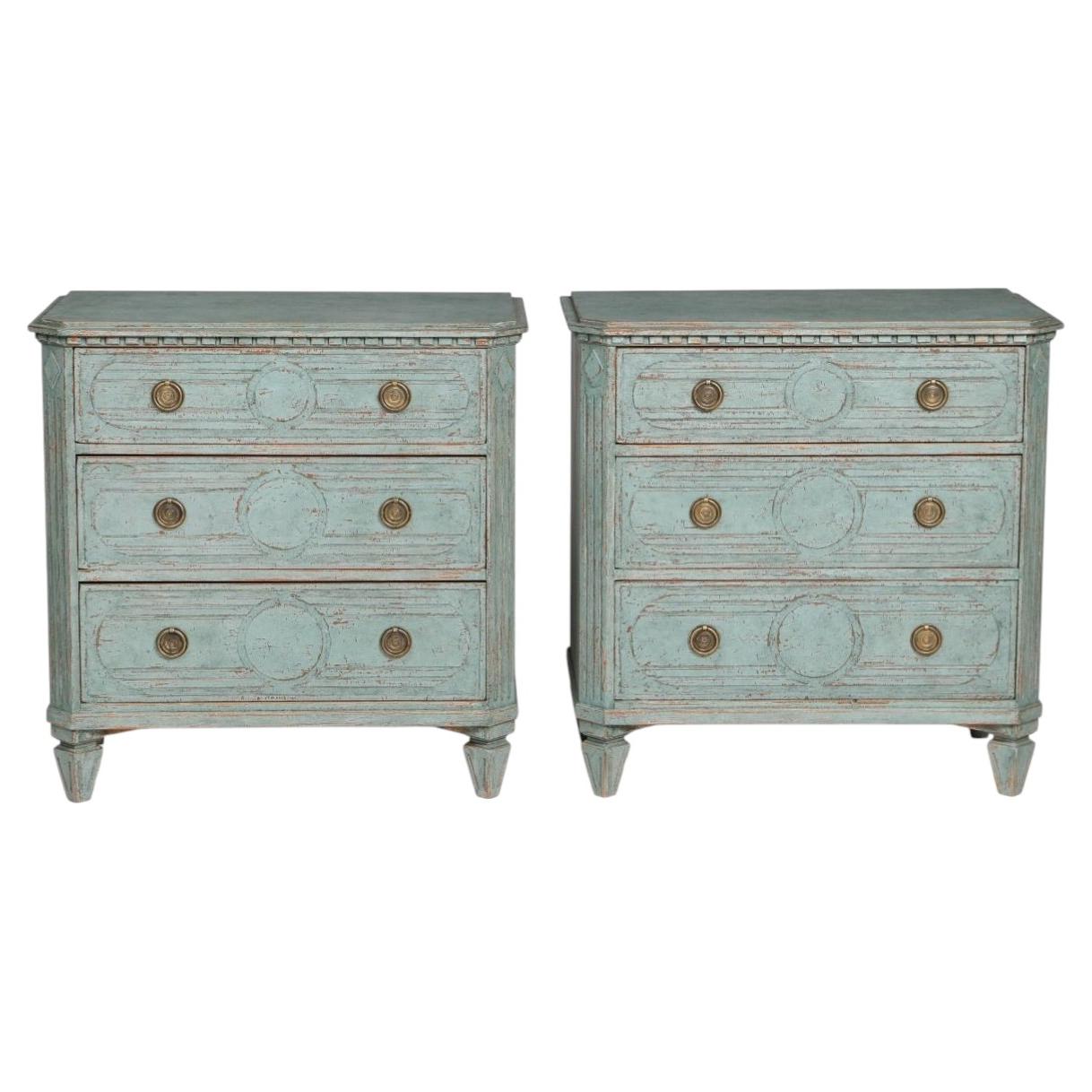 Pair of Elegant Light Blue Gustavian chest's of Drawers For Sale