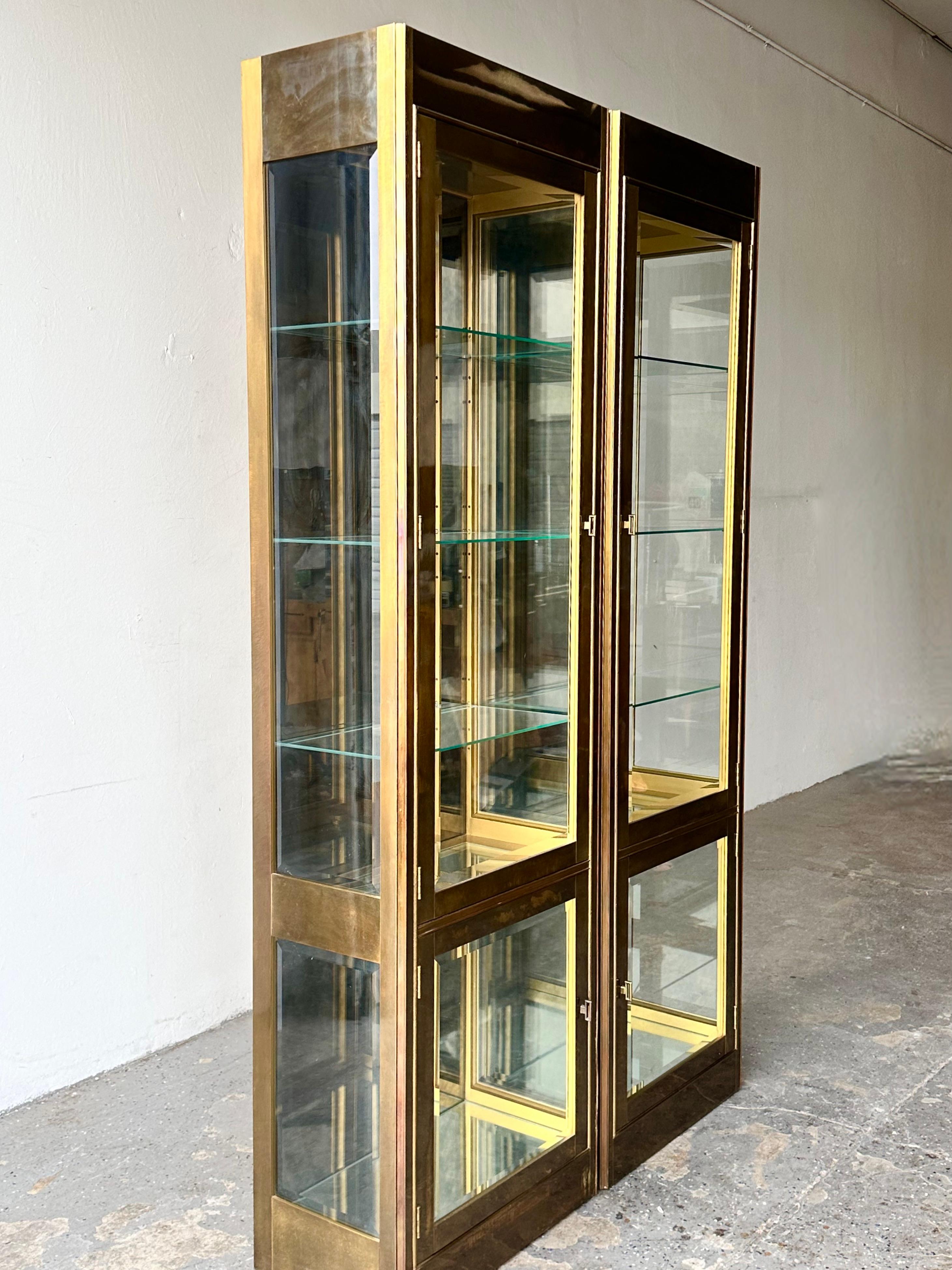 Pair of Elegant Mastercraft Brass Vitrine Display Cabinets 4