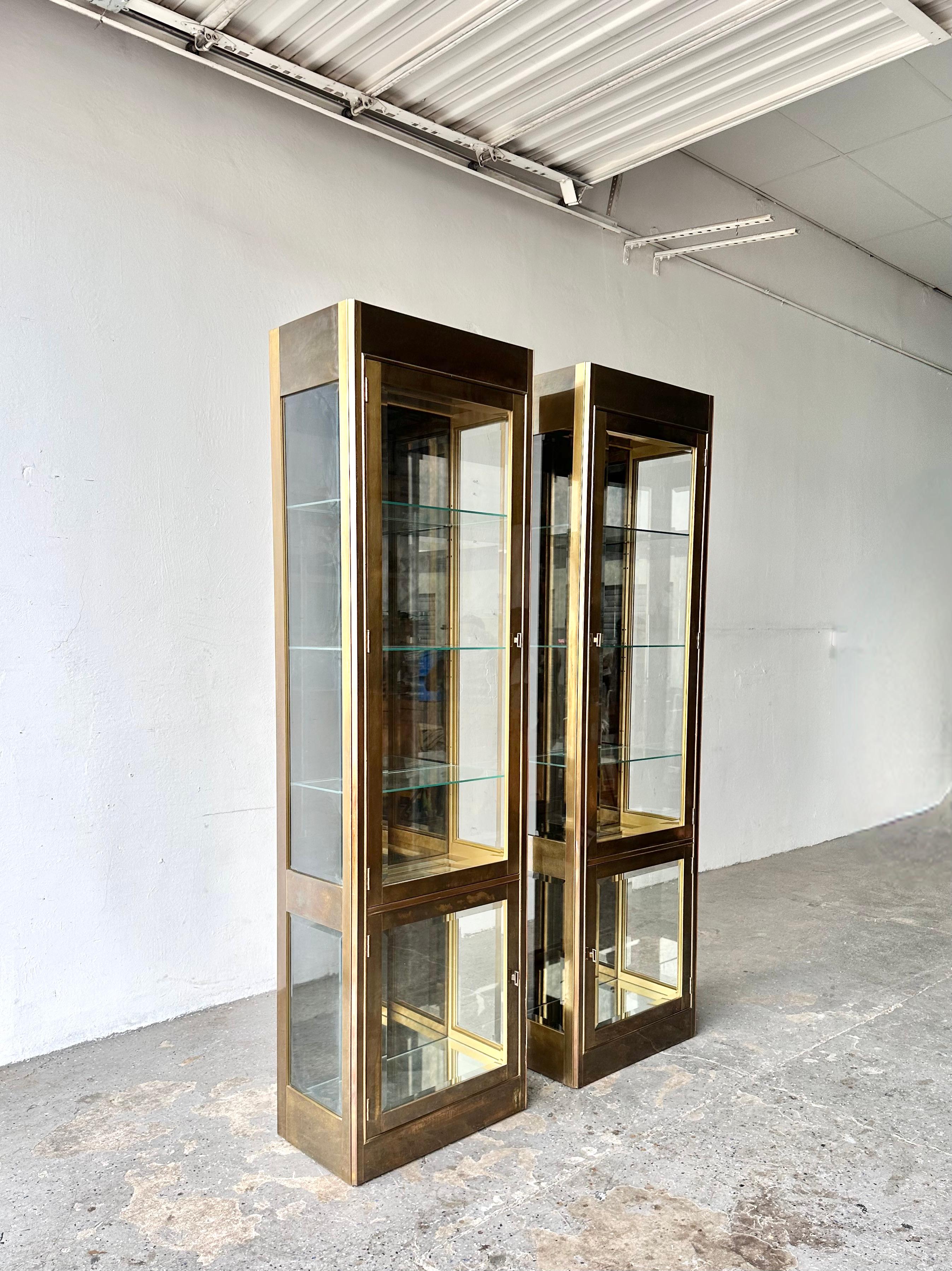 Pair of Elegant Mastercraft Brass Vitrine Display Cabinets 1