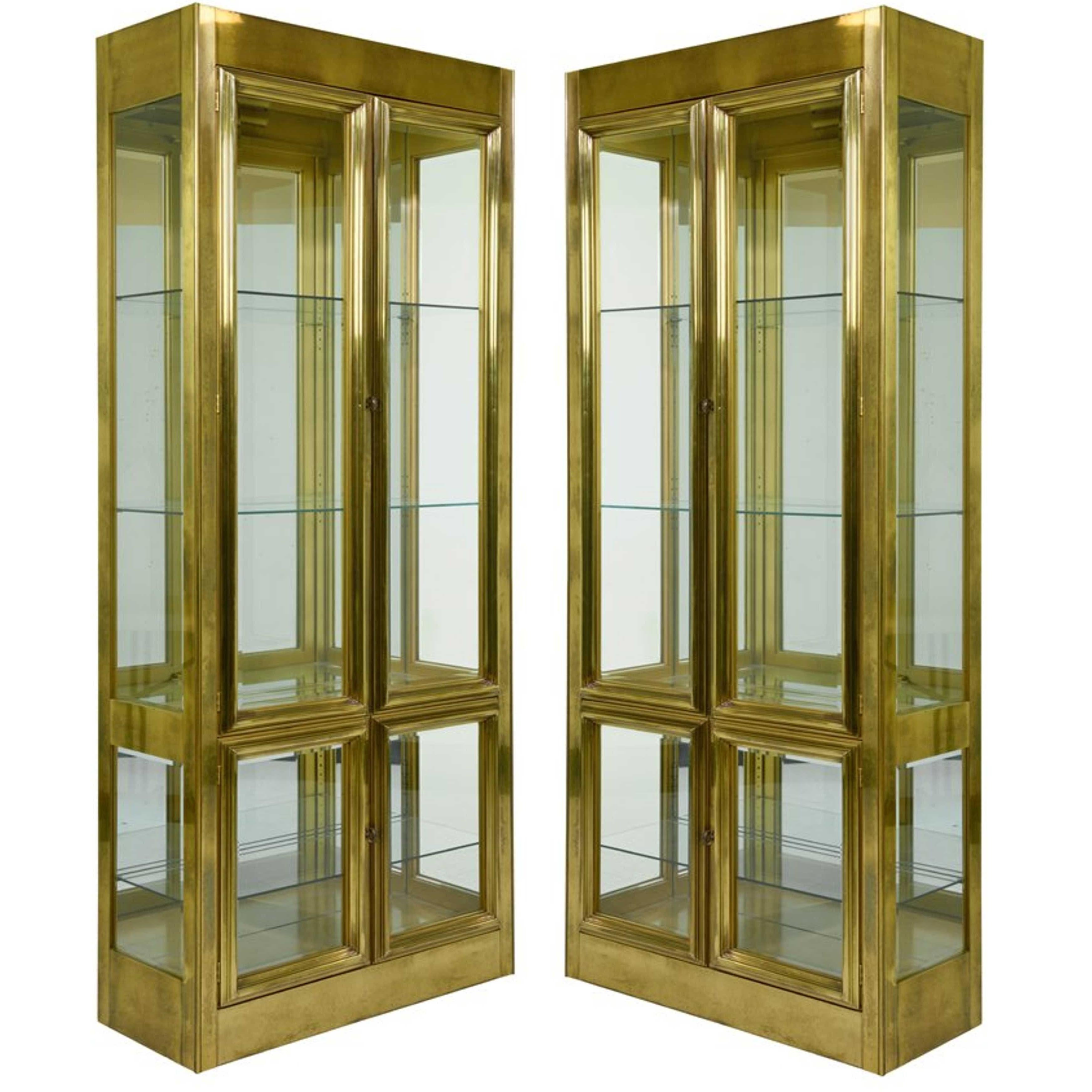 Pair of Elegant Mastercraft Brass Vitrine Display Cabinets For Sale