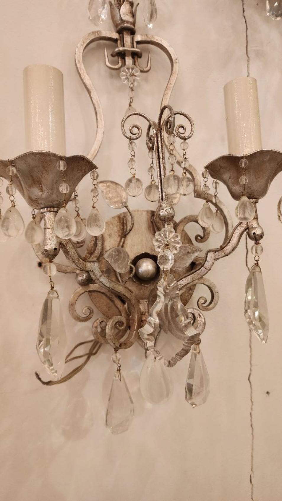 Paire d'appliques élégantes en métal et verre de style Masion Bagues en vente 2