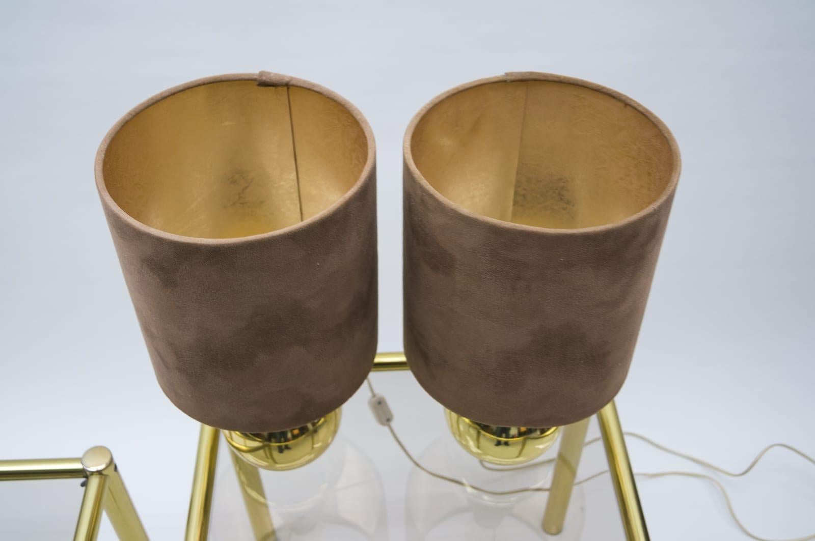 Elegante Mid-Century-Modern-Tischlampen, 1960er Jahre, Paar (Mitte des 20. Jahrhunderts) im Angebot