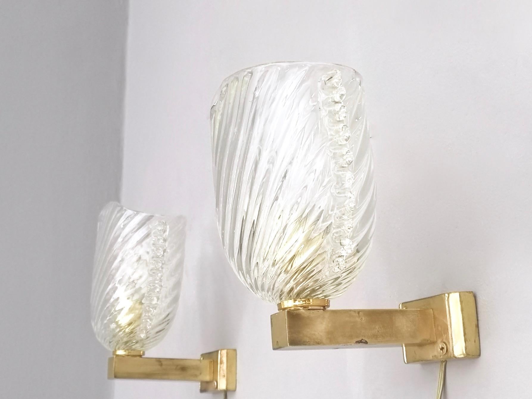 Italian Pair of Elegant Murano Glass and Brass Wall Lights by Seguso, Italy, 1940s