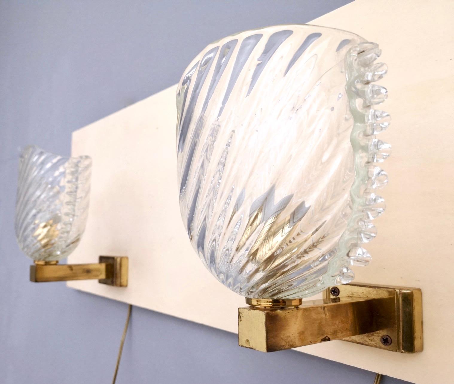 Pair of Elegant Murano Glass and Brass Wall Lights by Seguso, Italy, 1940s In Good Condition In Bresso, Lombardy